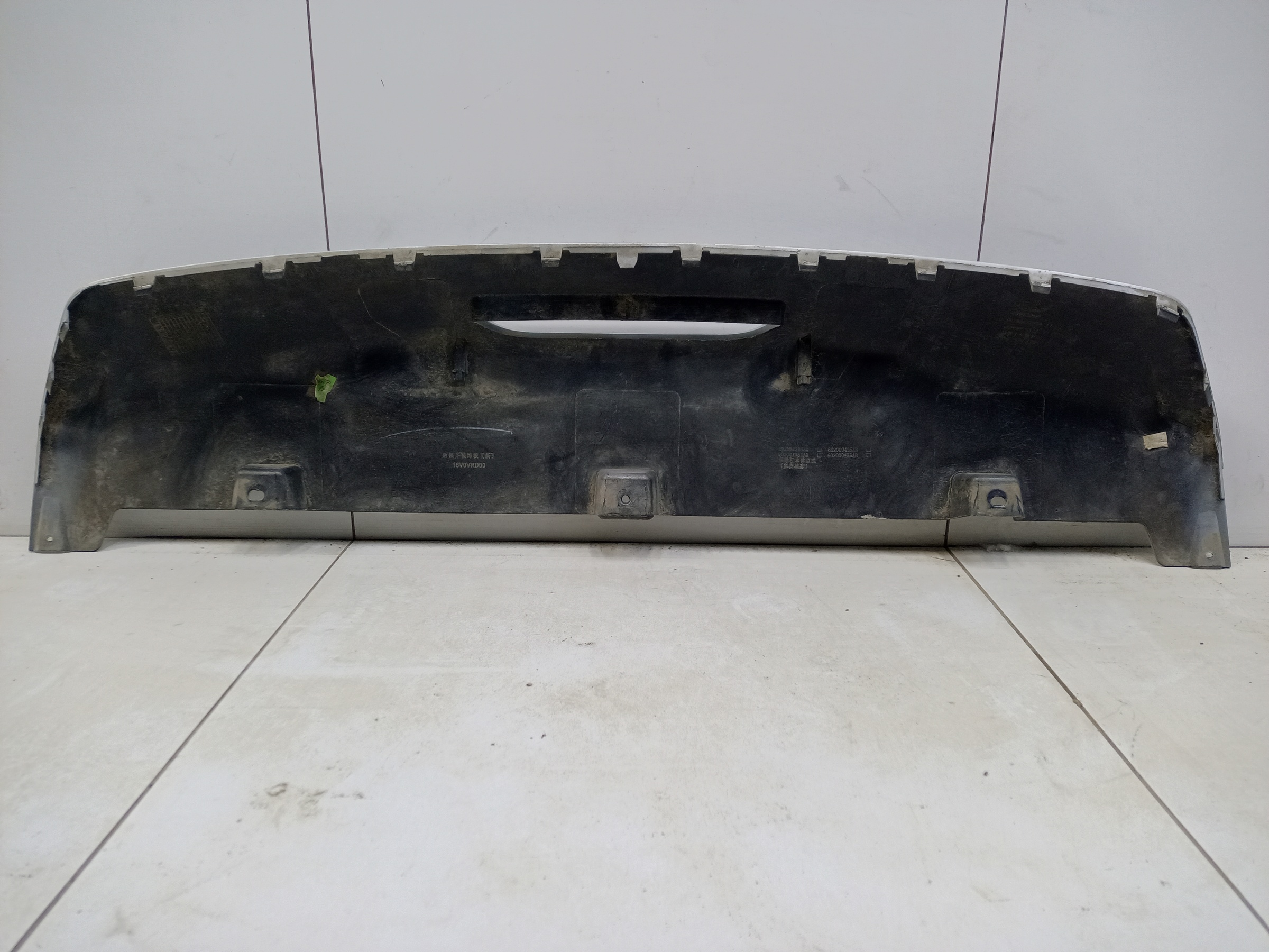 Накладка заднего бампера Exeed LX