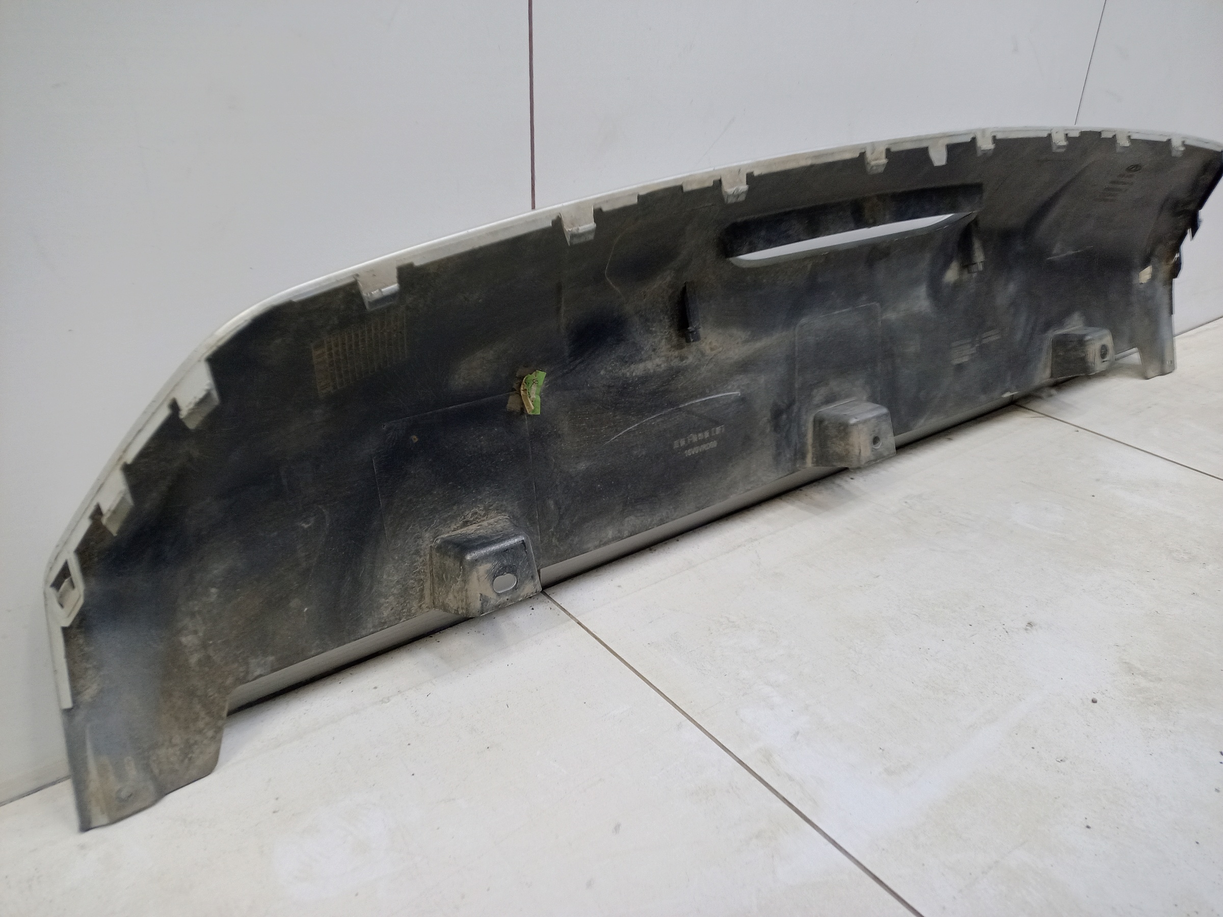 Накладка заднего бампера Exeed LX