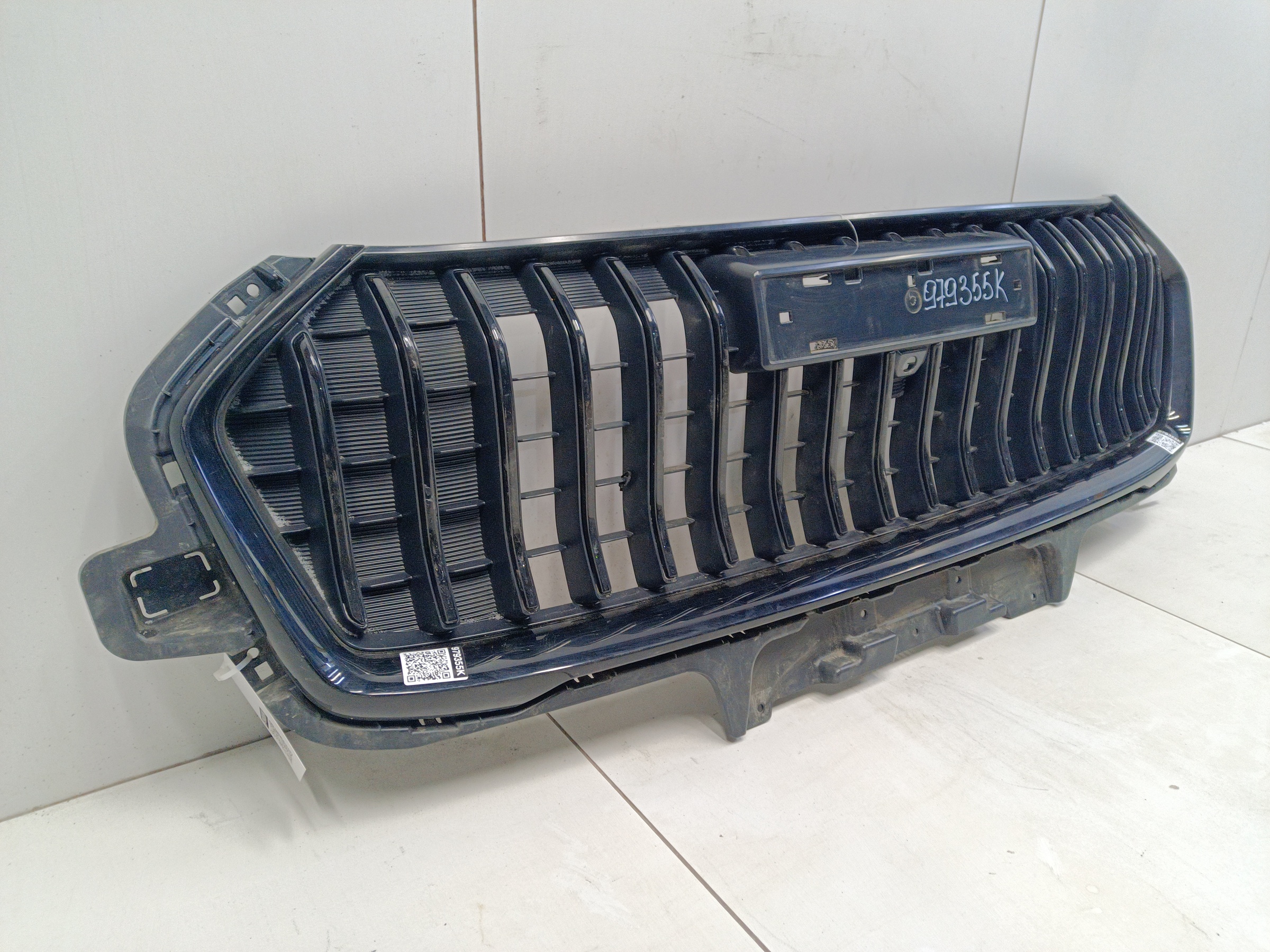 Решетка радиатора Haval Jolion Restail под камеру