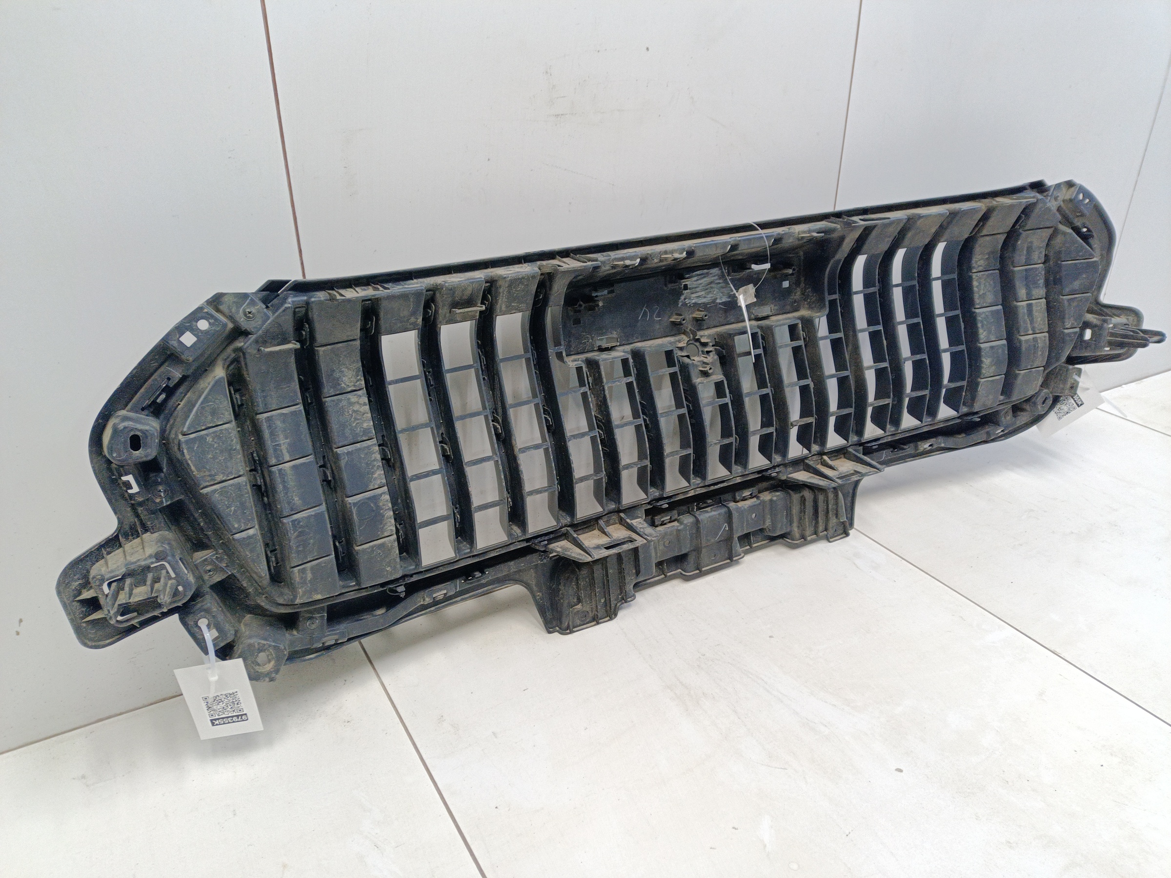 Решетка радиатора Haval Jolion Restail под камеру