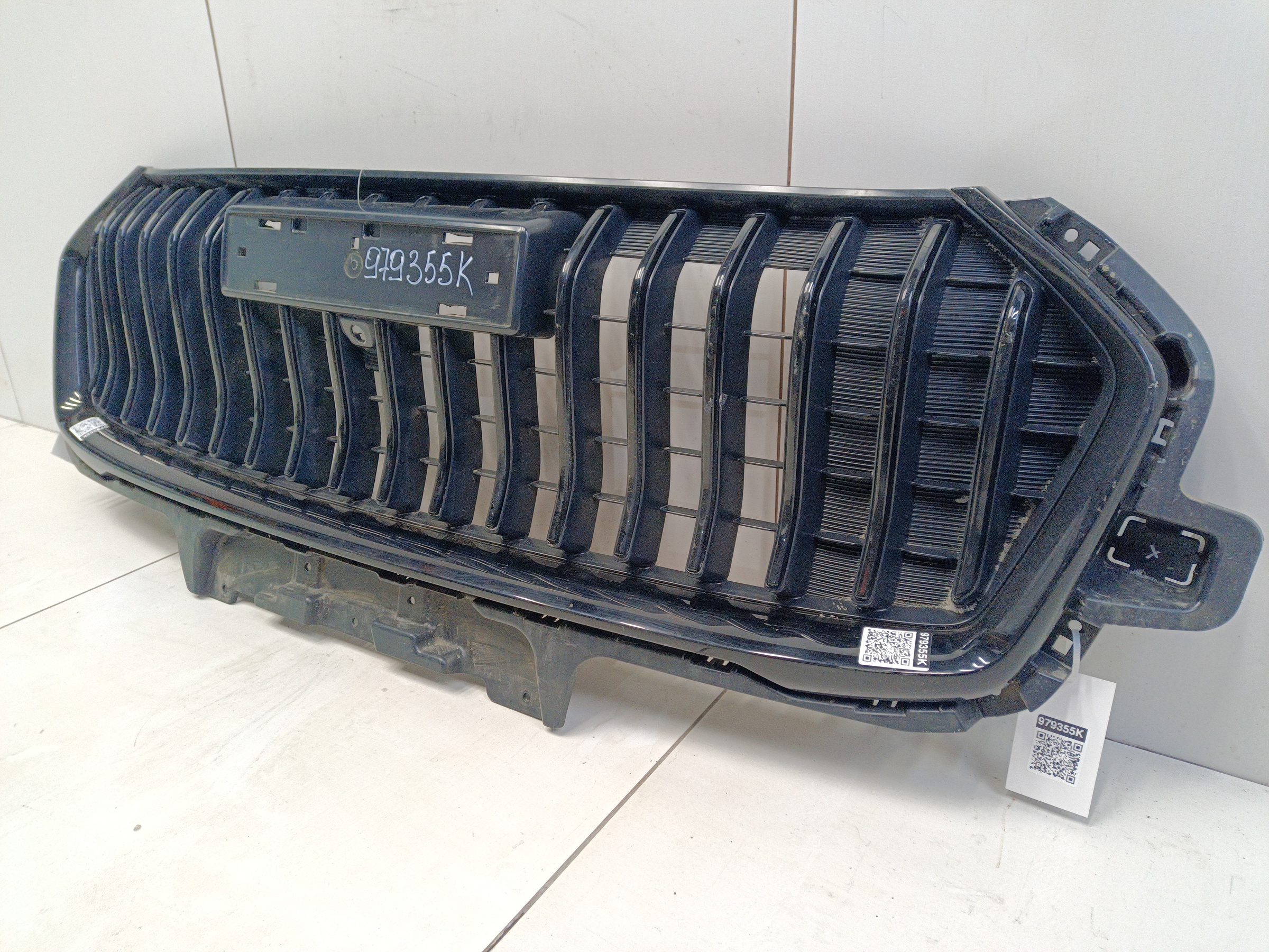 Решетка радиатора Haval Jolion Restail под камеру