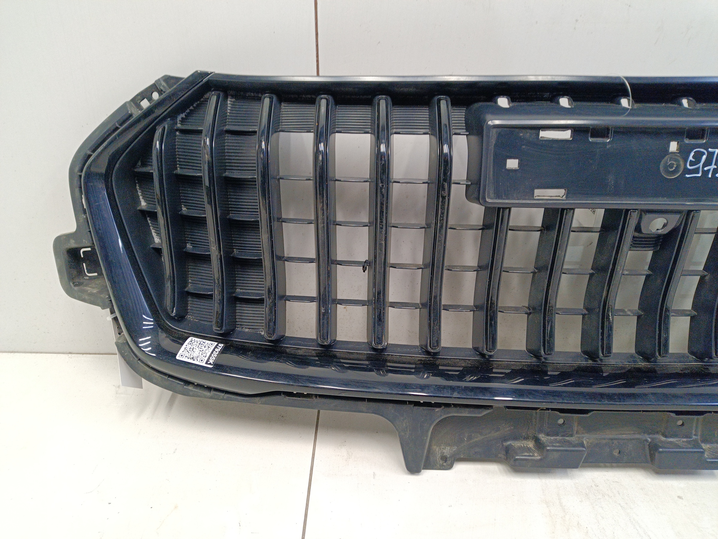 Решетка радиатора Haval Jolion Restail под камеру