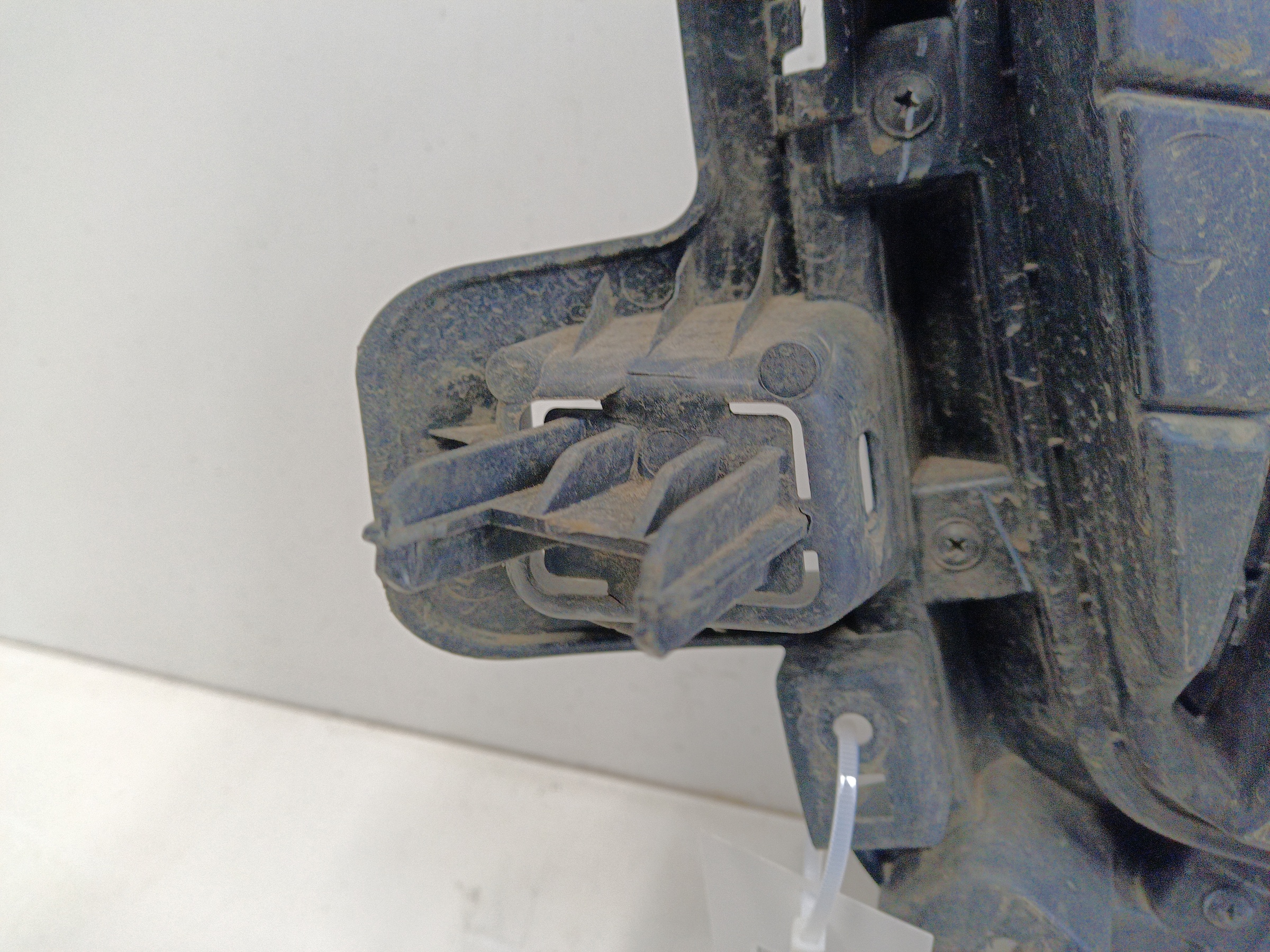 Решетка радиатора Haval Jolion Restail под камеру