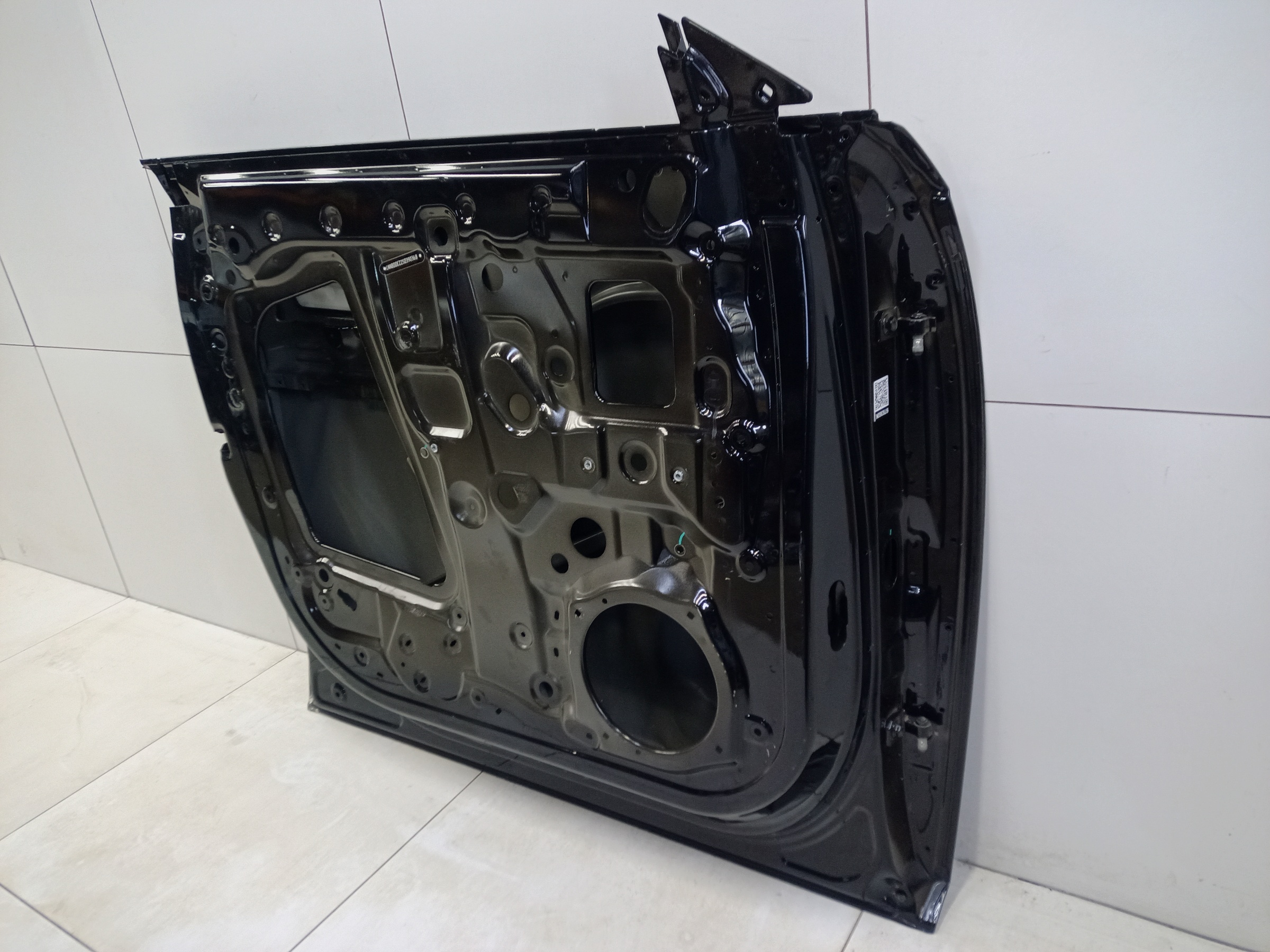 Дверь передняя левая Exeed Exlantix ET