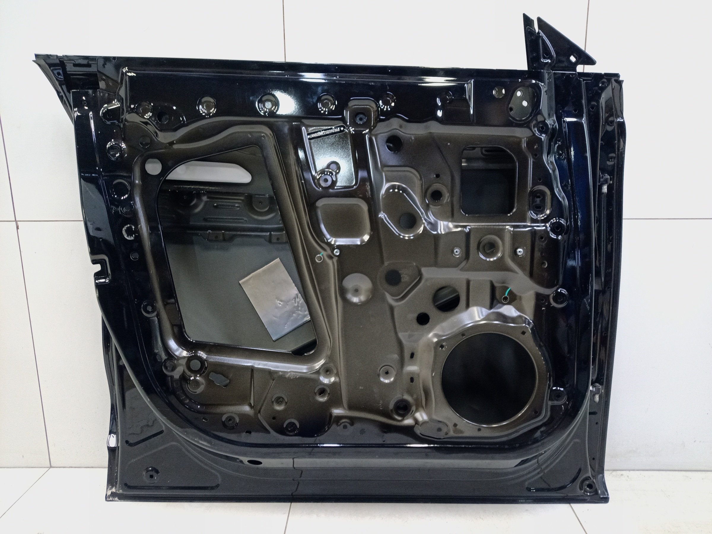 Дверь передняя левая Exeed Exlantix ET