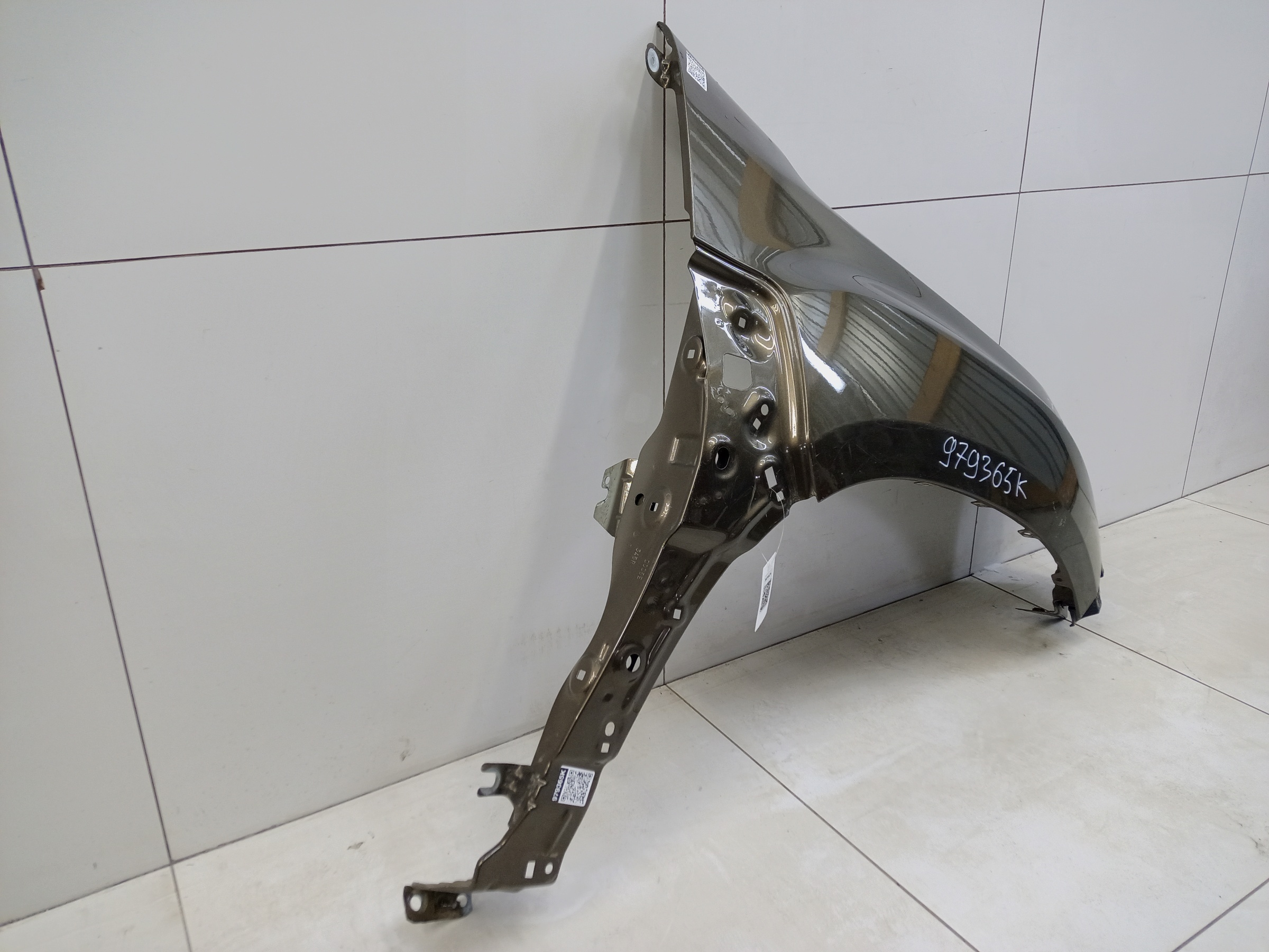 Крыло переднее правое Renault Duster 2