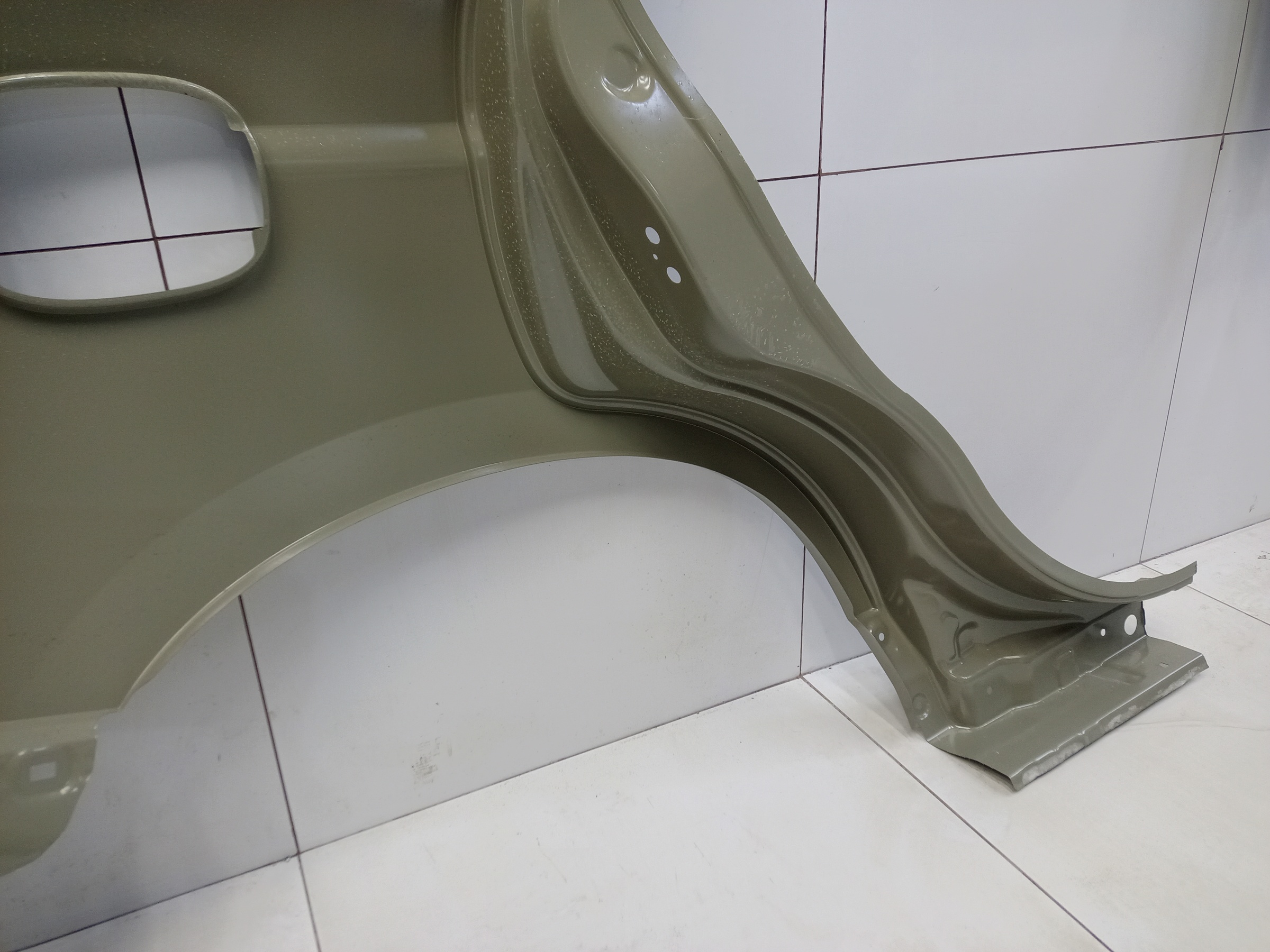 Панель кузова боковая левая Haval M6 2