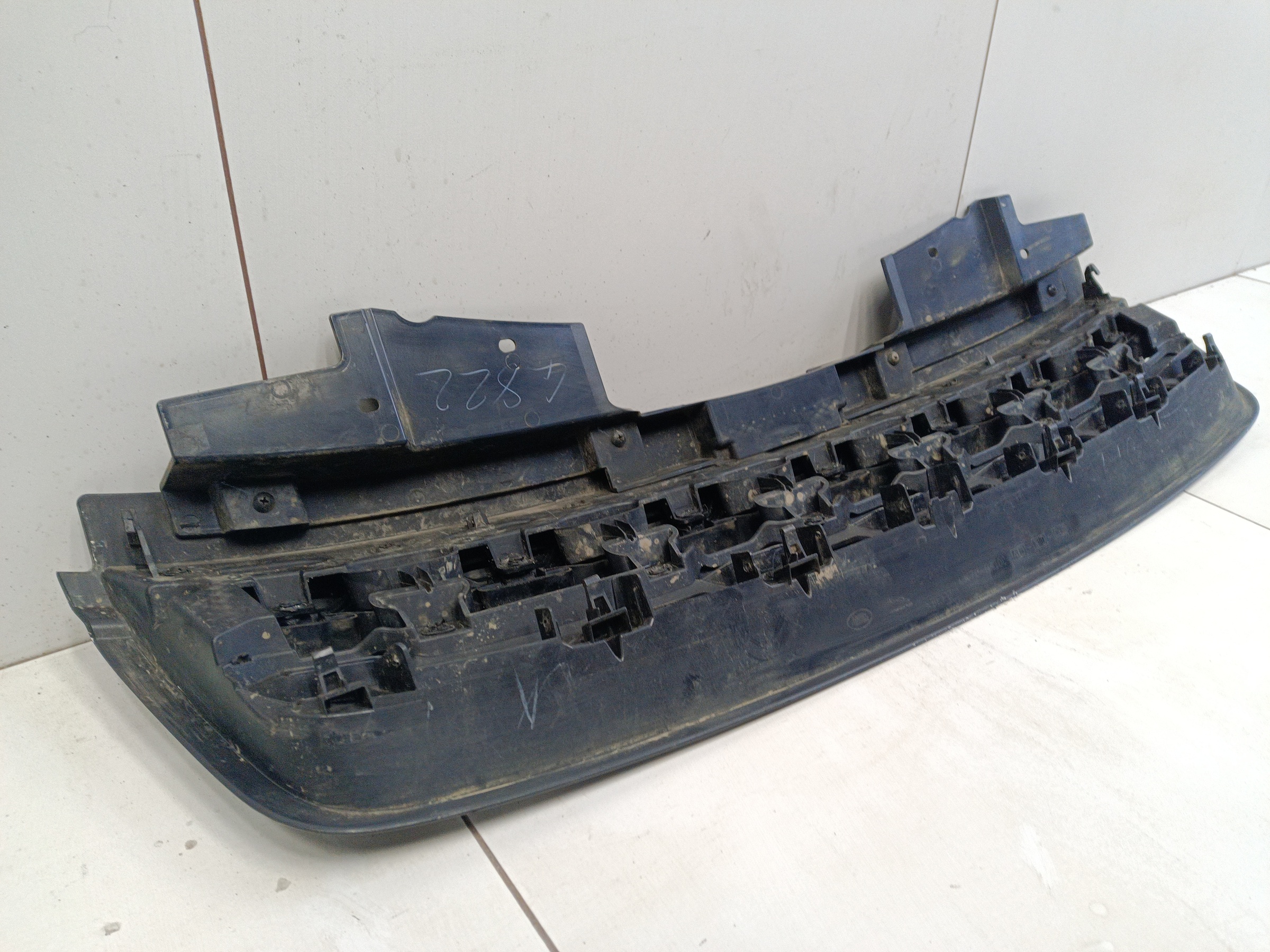 Решётка радиатора Land Rover Discovery Sport Restail черная