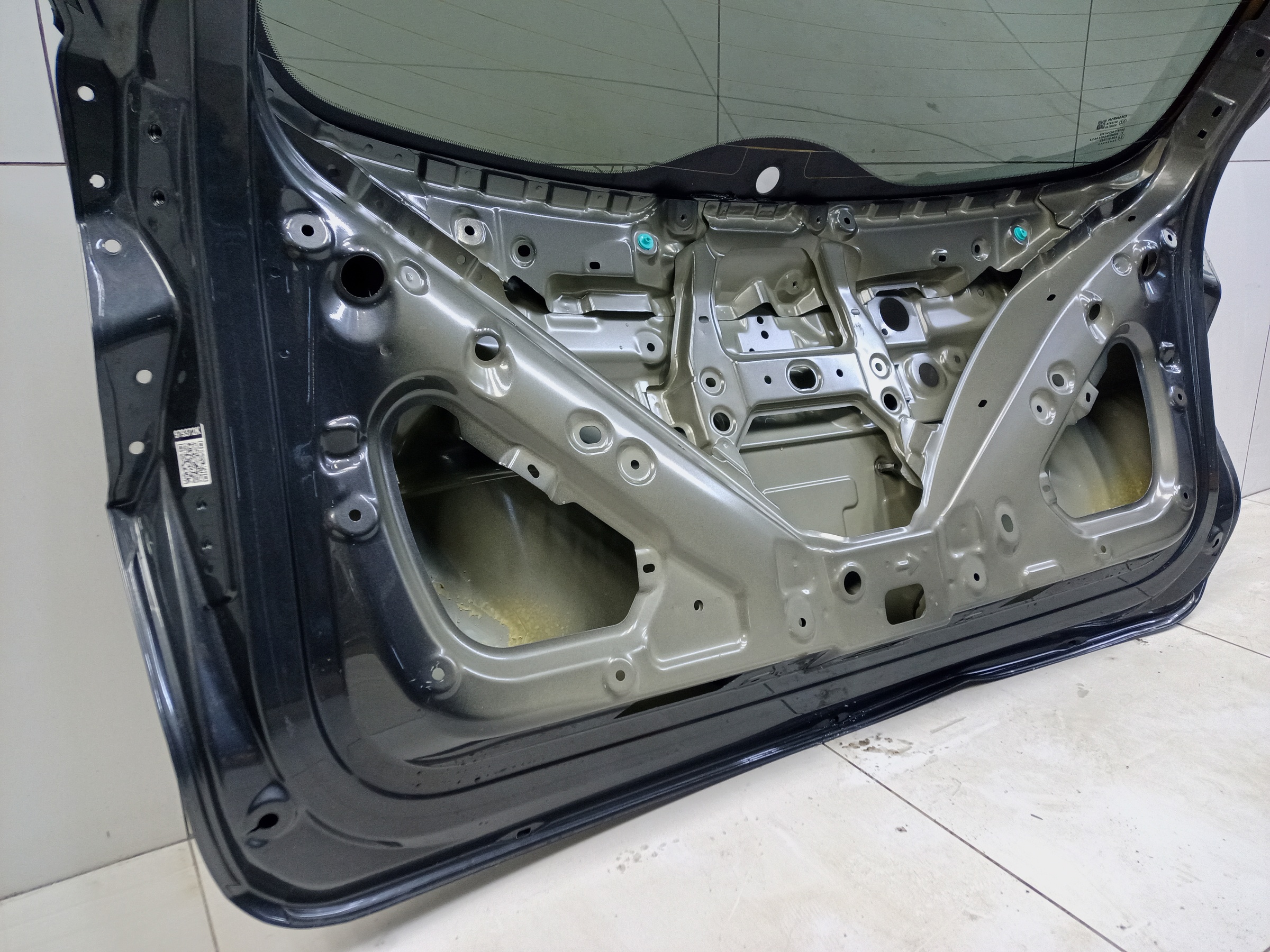 Крышка багажника Changan UNI-K