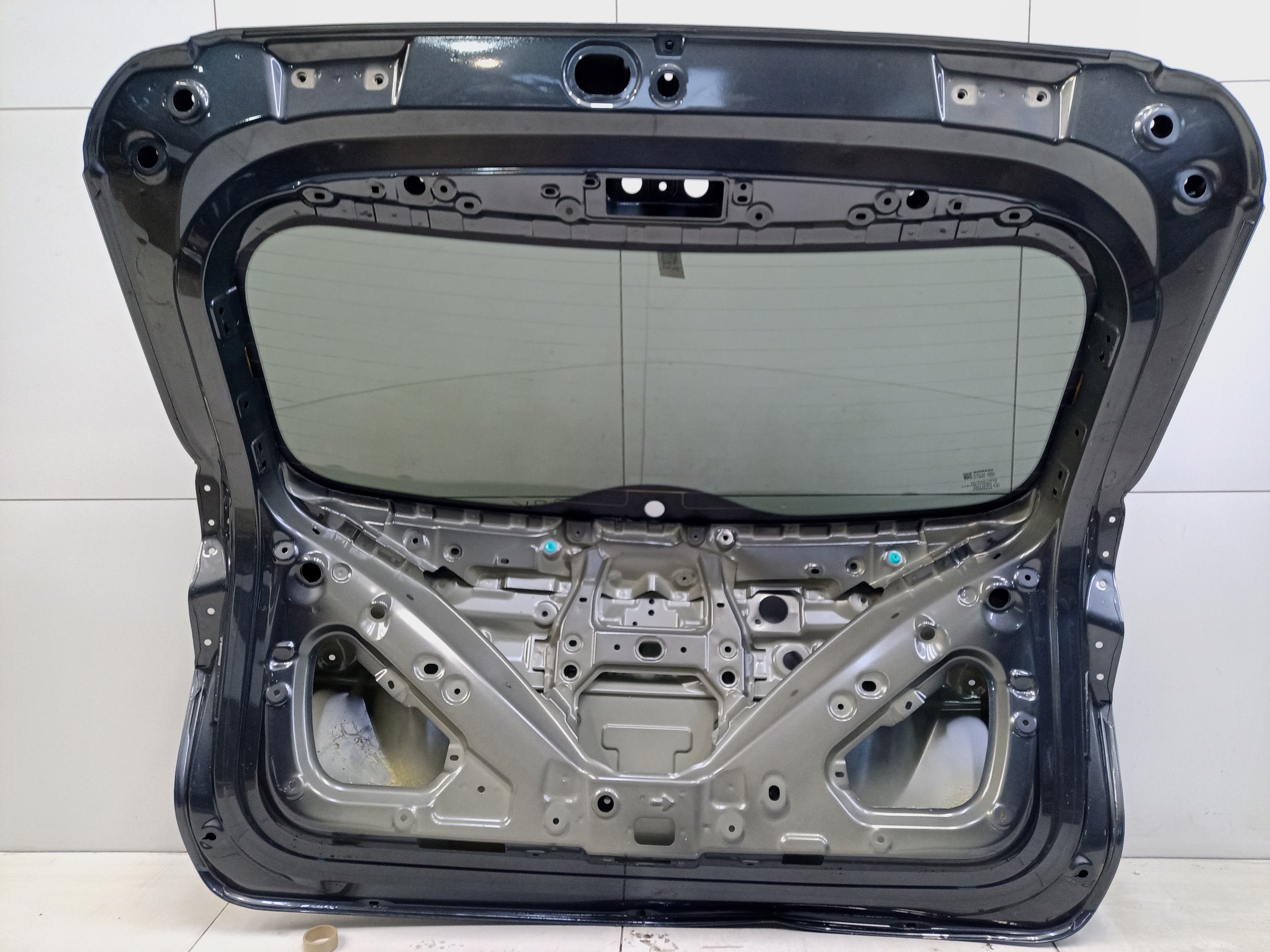 Крышка багажника Changan UNI-K