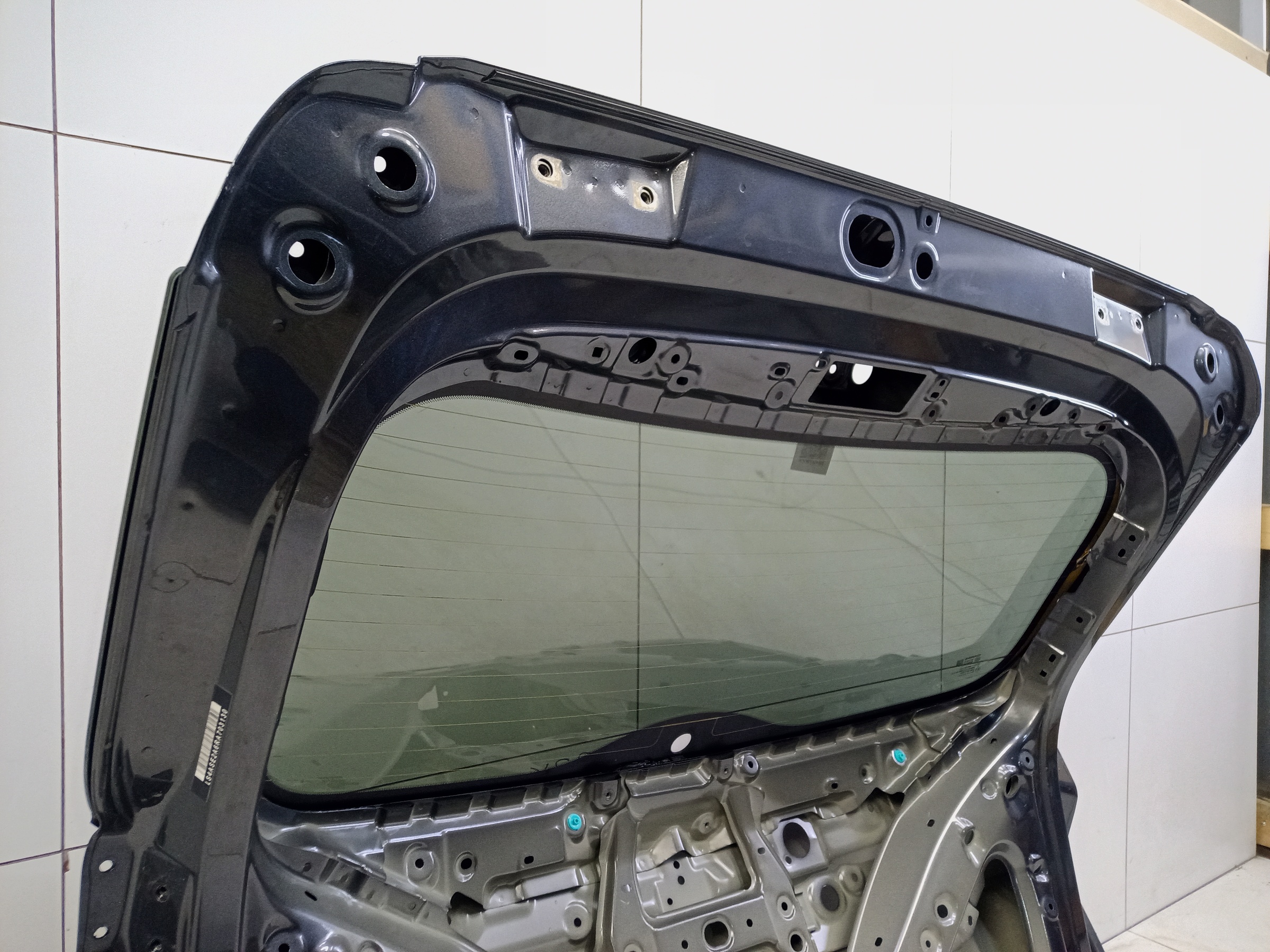 Крышка багажника Changan UNI-K