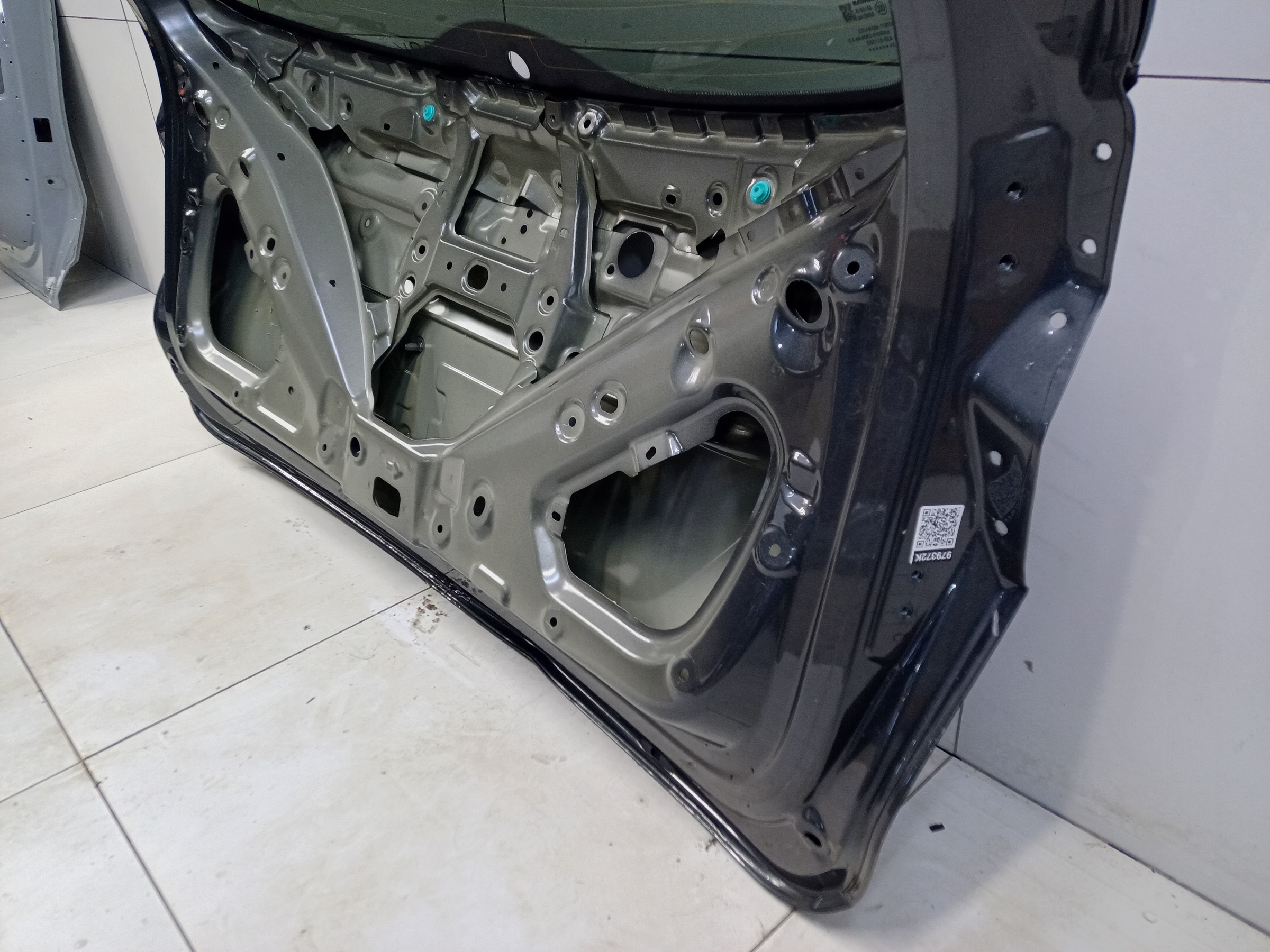 Крышка багажника Changan UNI-K