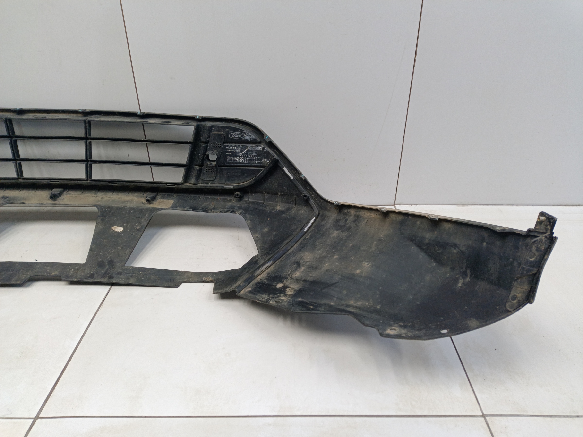 Бампер передний нижняя часть Ford Kuga 2 Restail