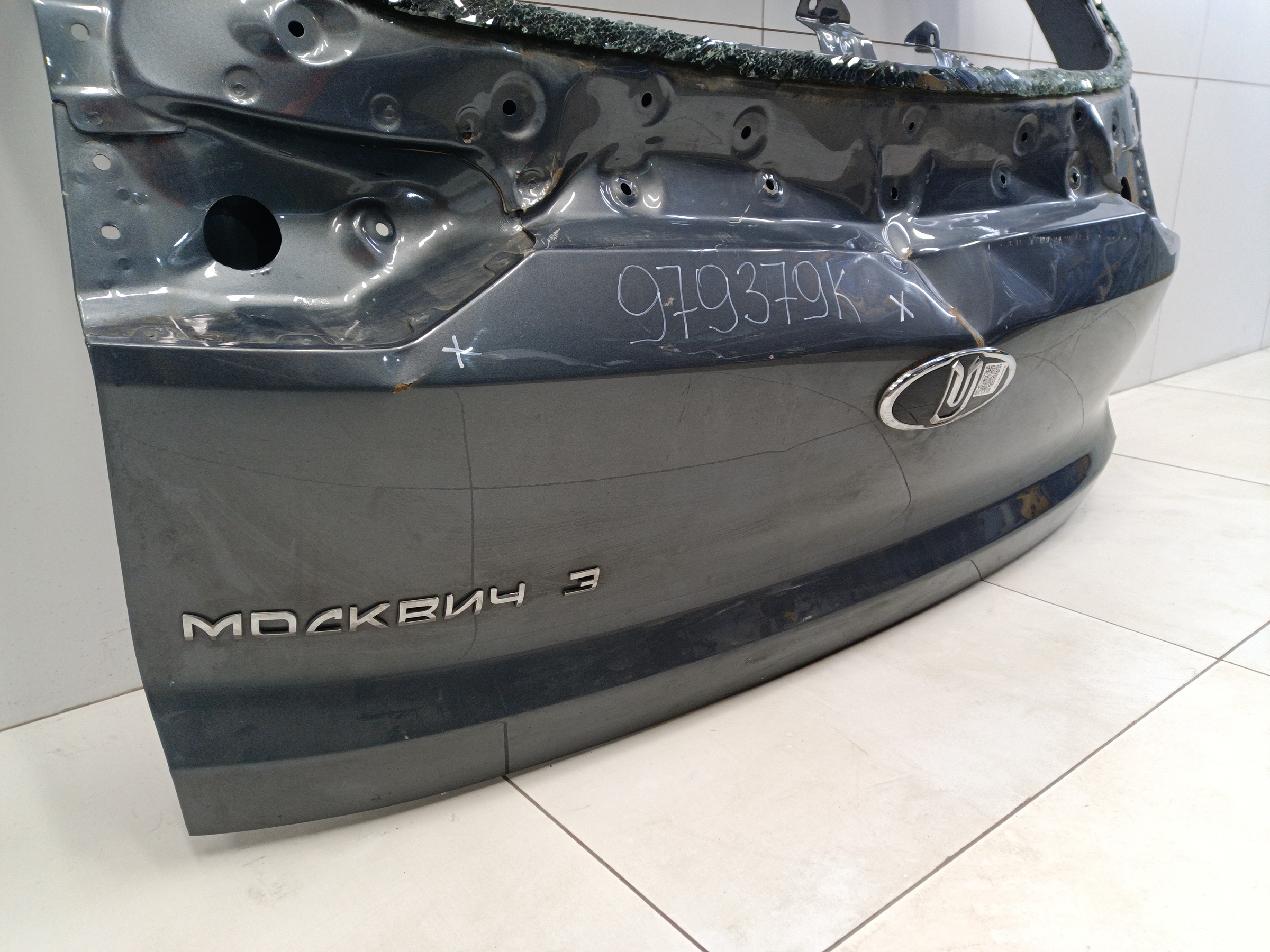 Крышка багажника Москвич 3