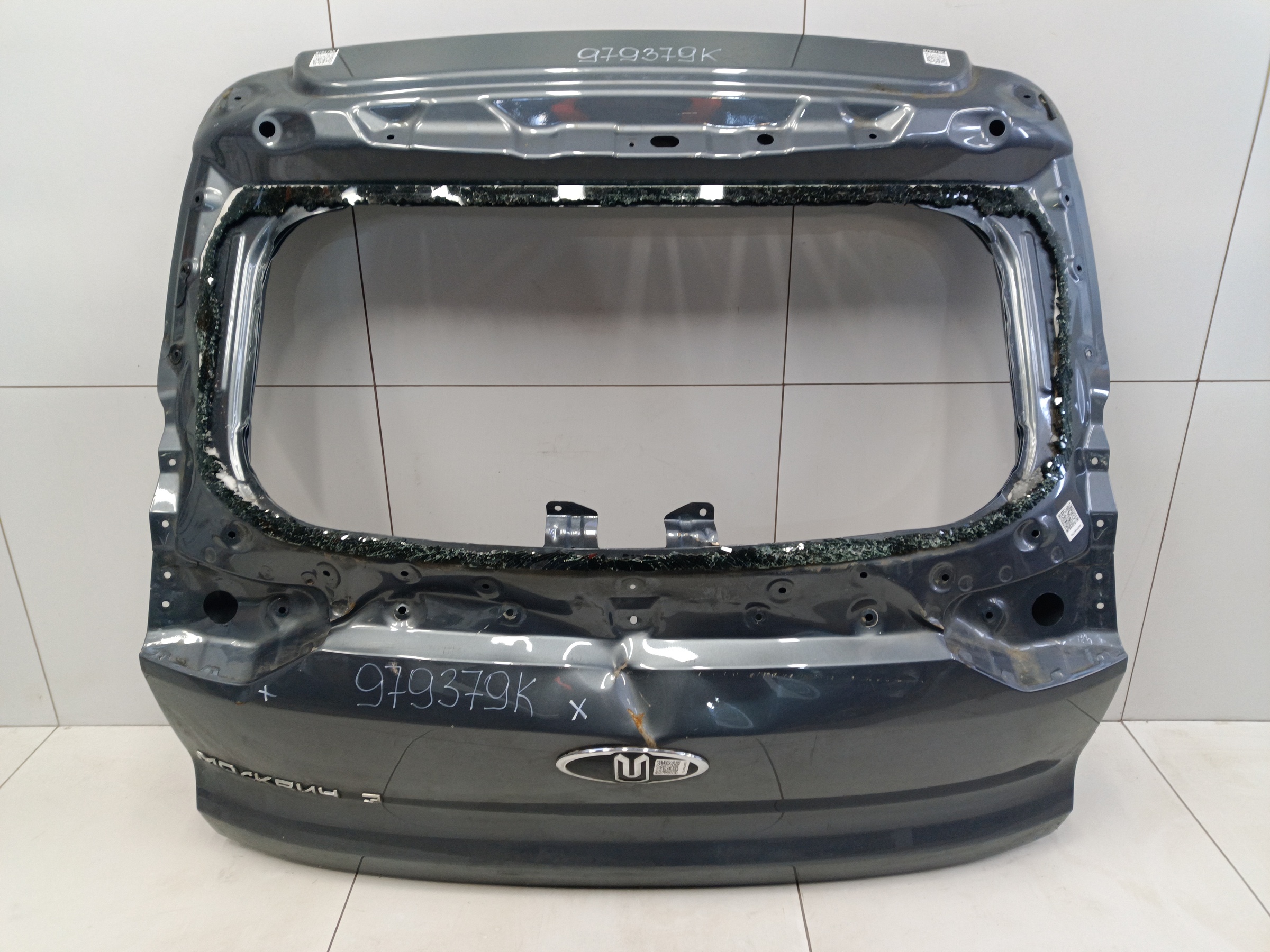 Крышка багажника Москвич 3