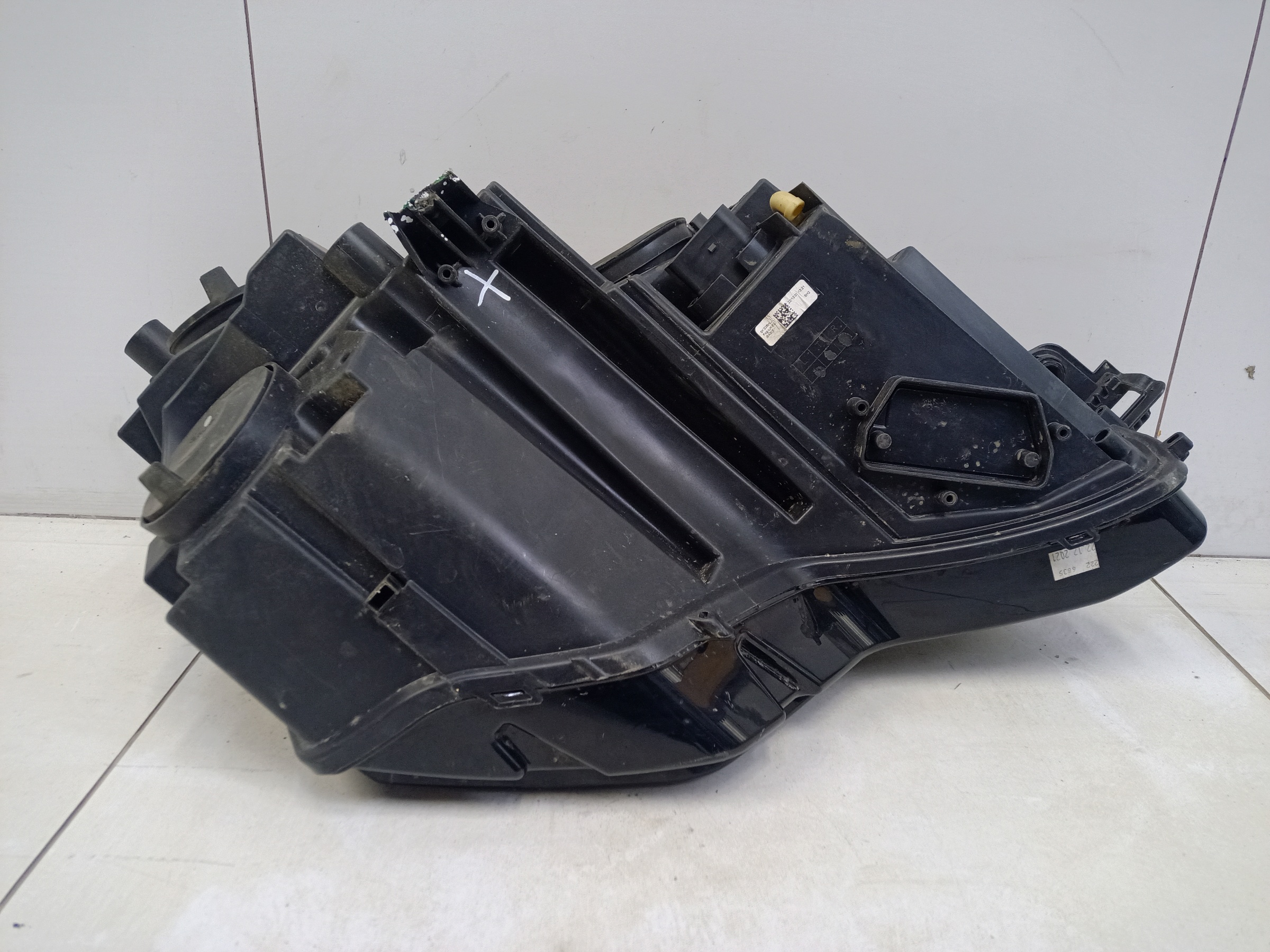 Фара передняя левая Skoda Karoq галоген