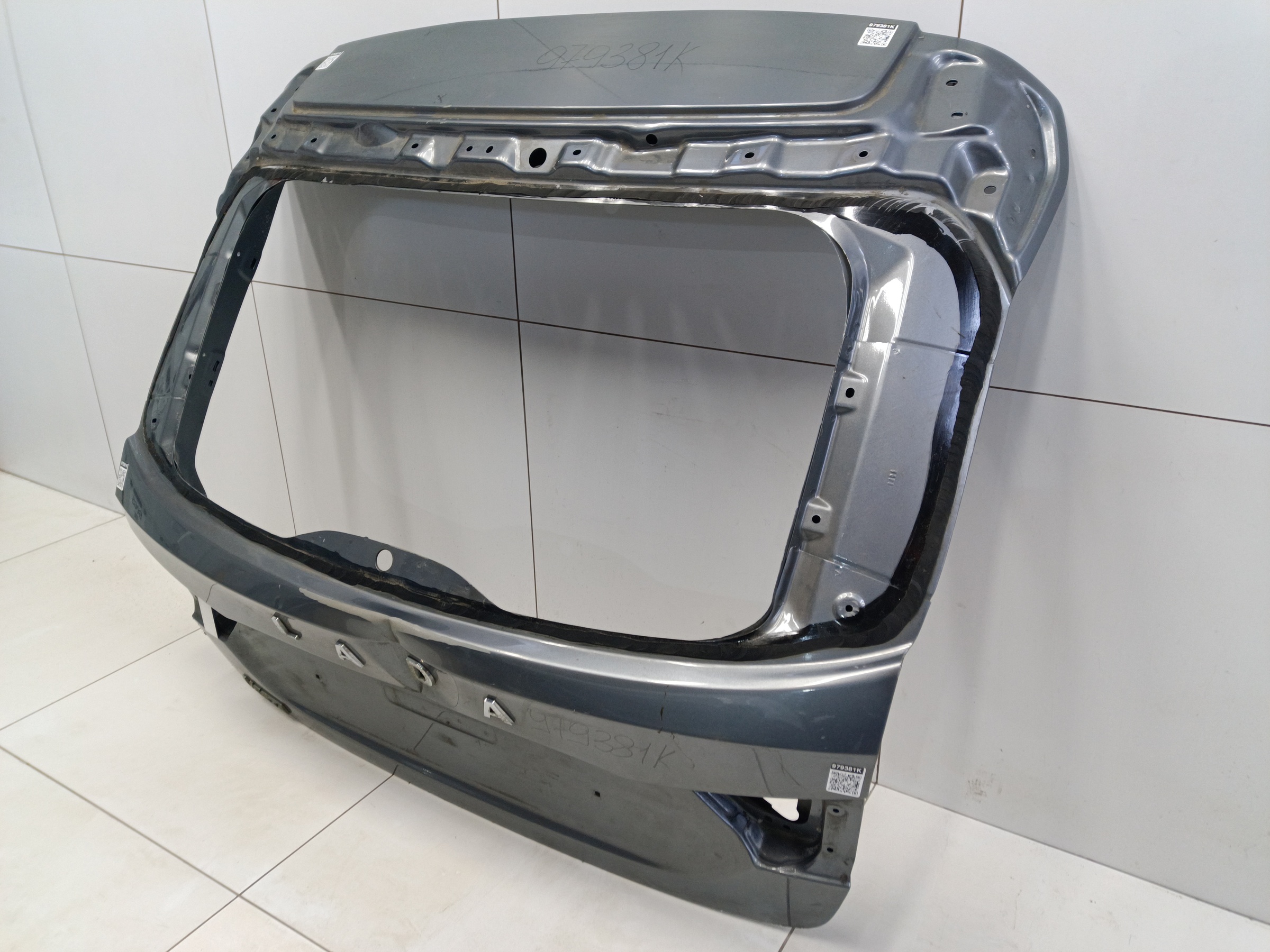 Крышка багажника Lada Vesta Wagon Restail