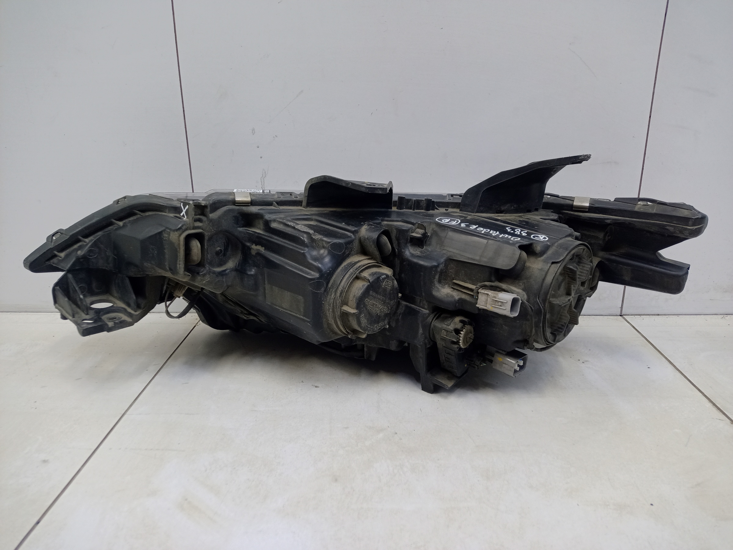 Фара передняя правая Mitsubishi Outlander 3 Restail 2 галоген