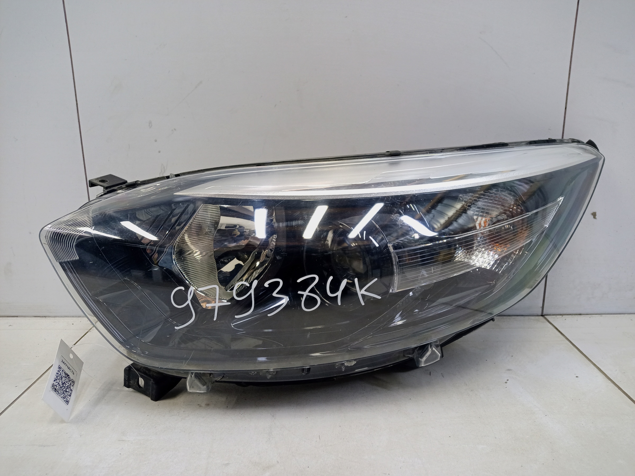 Фара передняя левая Renault Kaptur галоген светлая линза