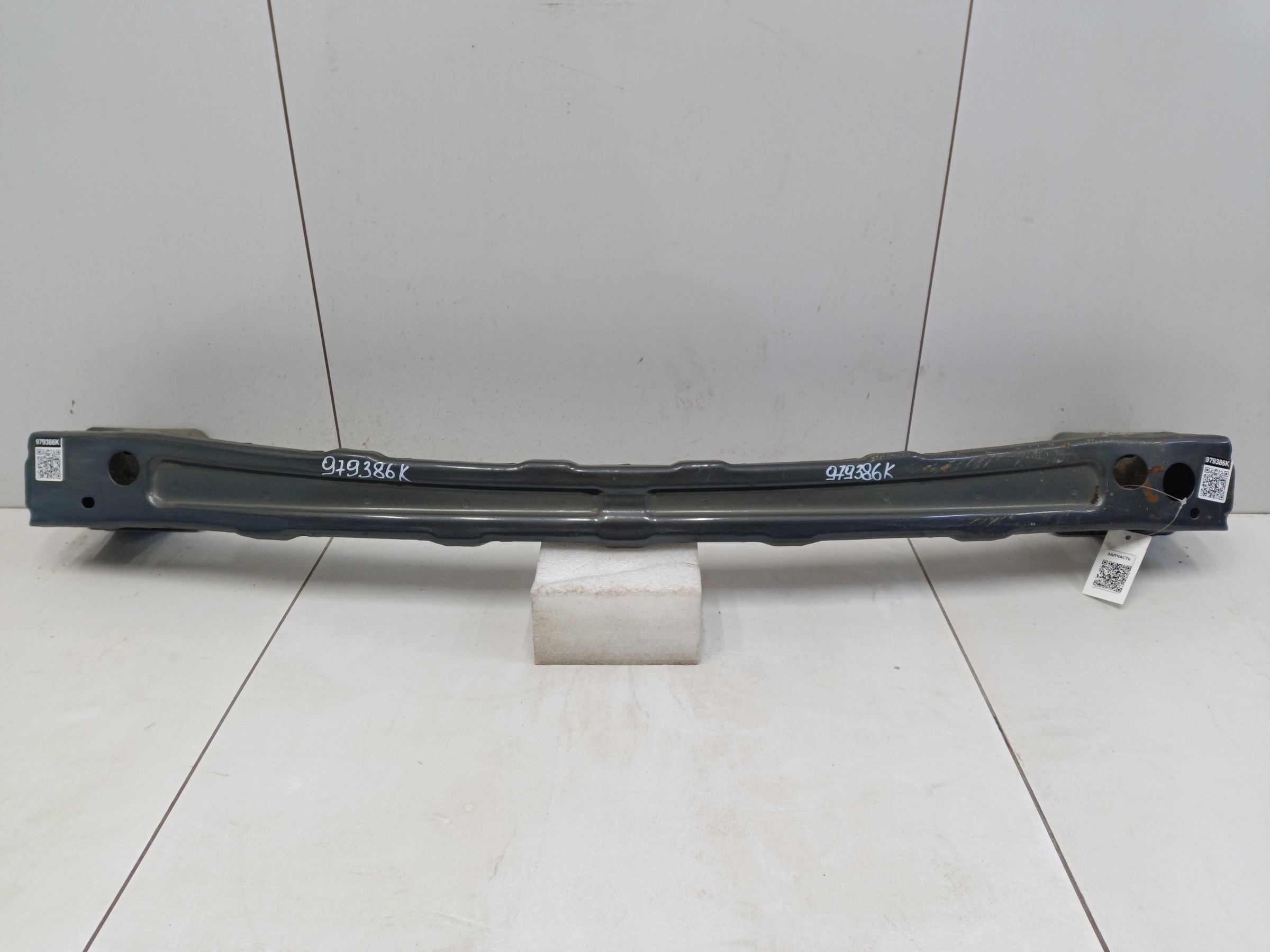 Усилитель заднего бампера Changan UNI-K