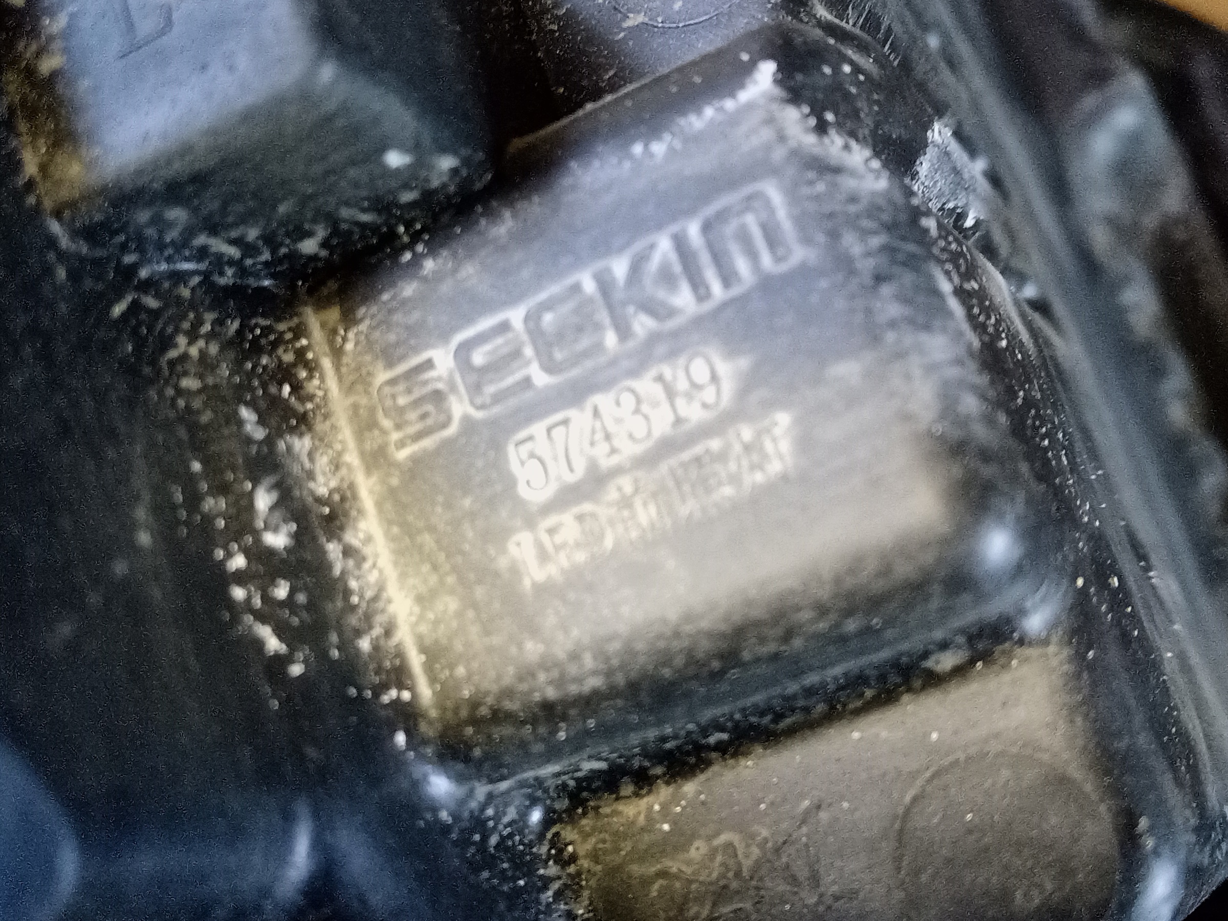 Фара передняя левая Geely Coolray Restail LED