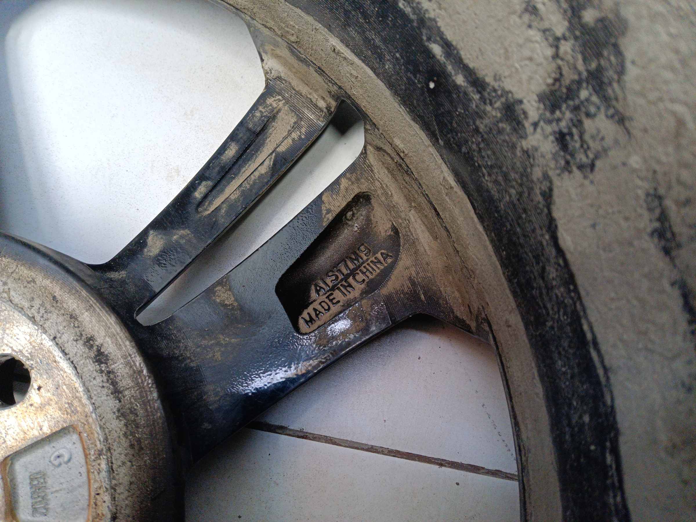 Диск колеса литой Geely Coolray Restail R18