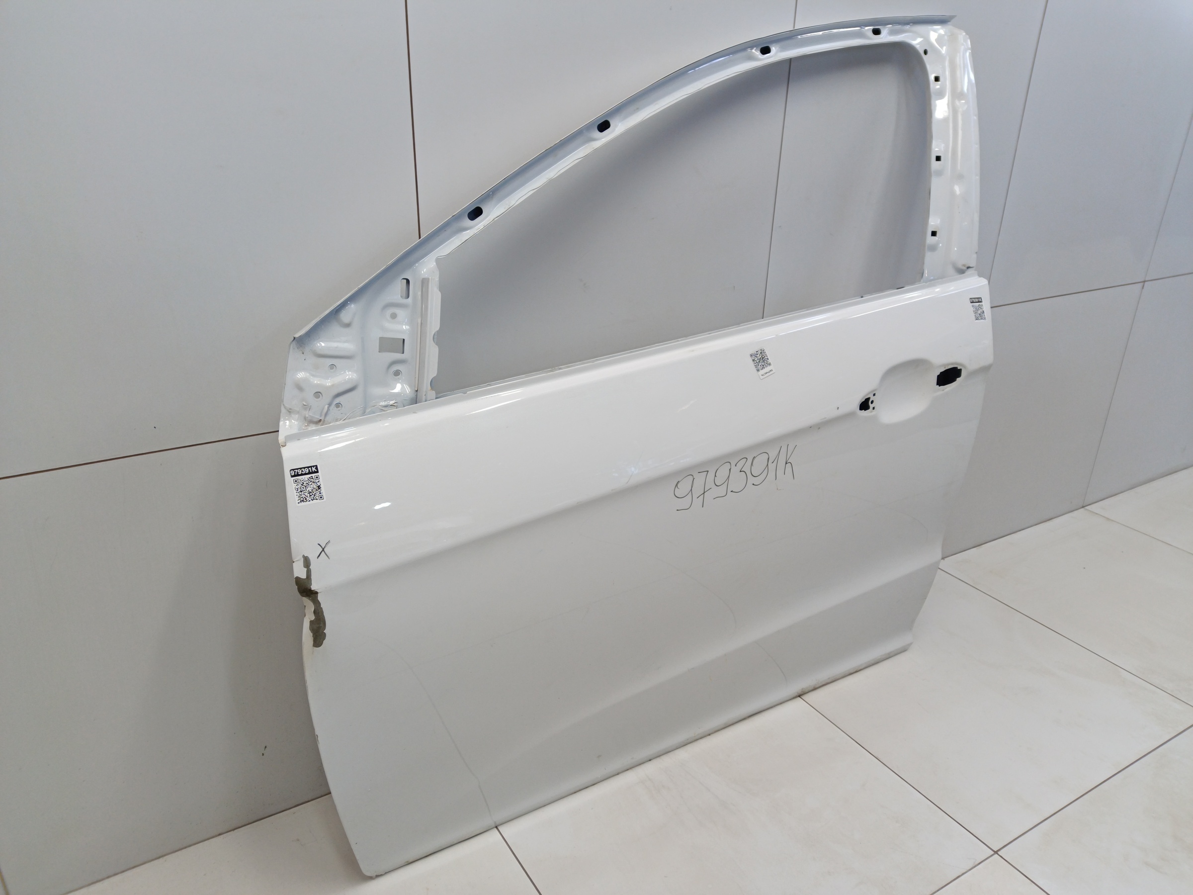 Дверь передняя левая Omoda S5