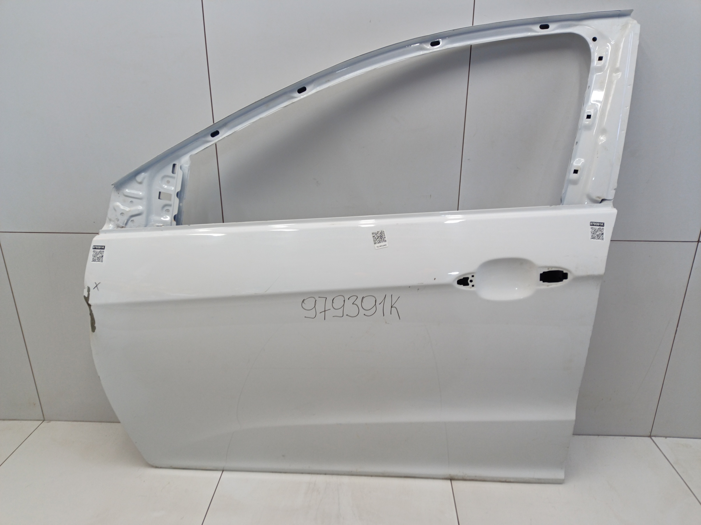 Дверь передняя левая Omoda S5