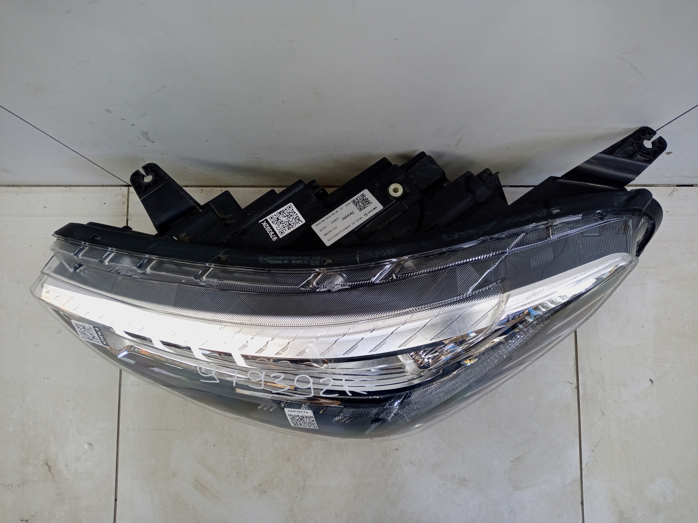 Фара передняя левая Haval Jolion LED