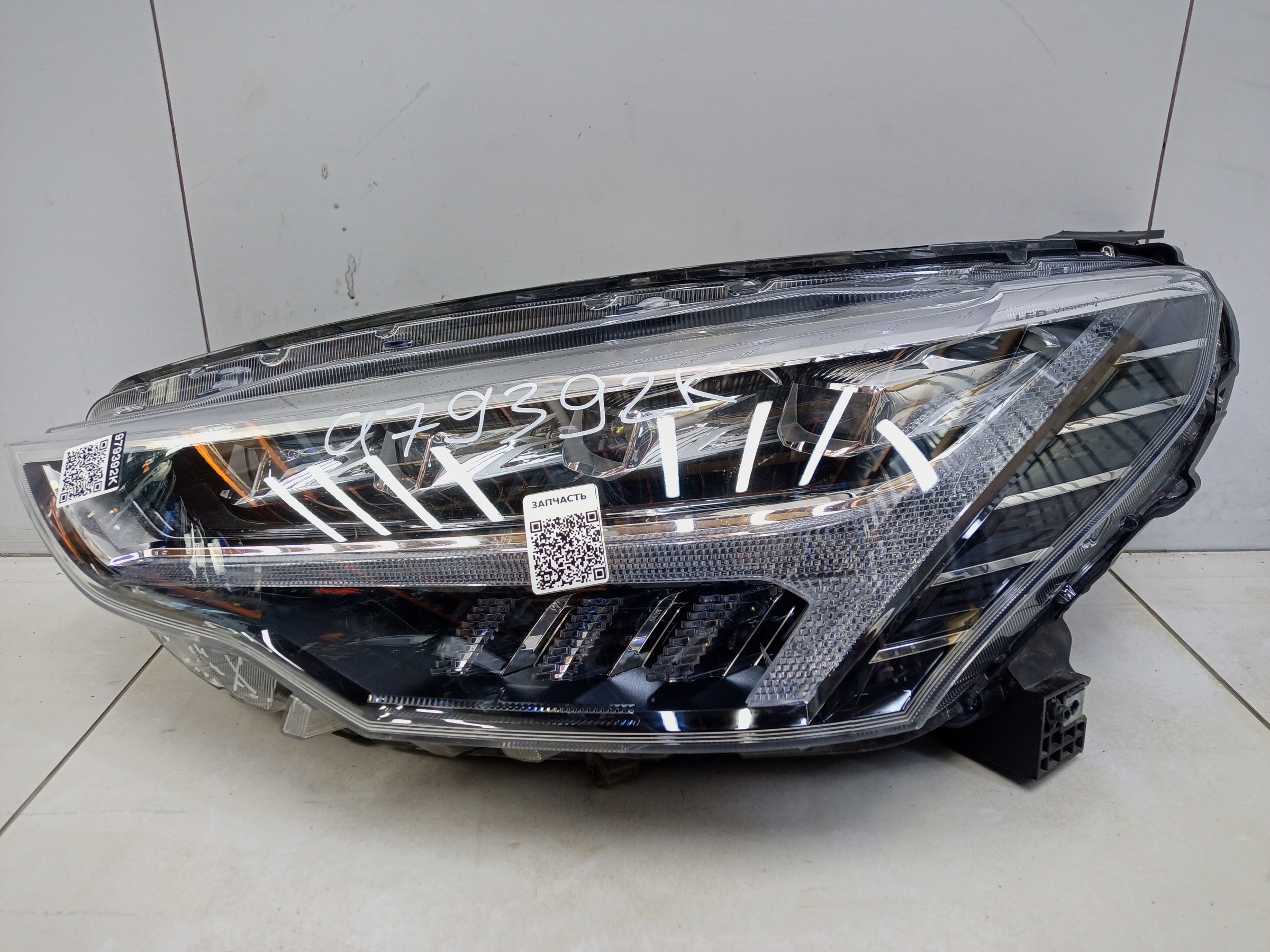 Фара передняя левая Haval Jolion LED