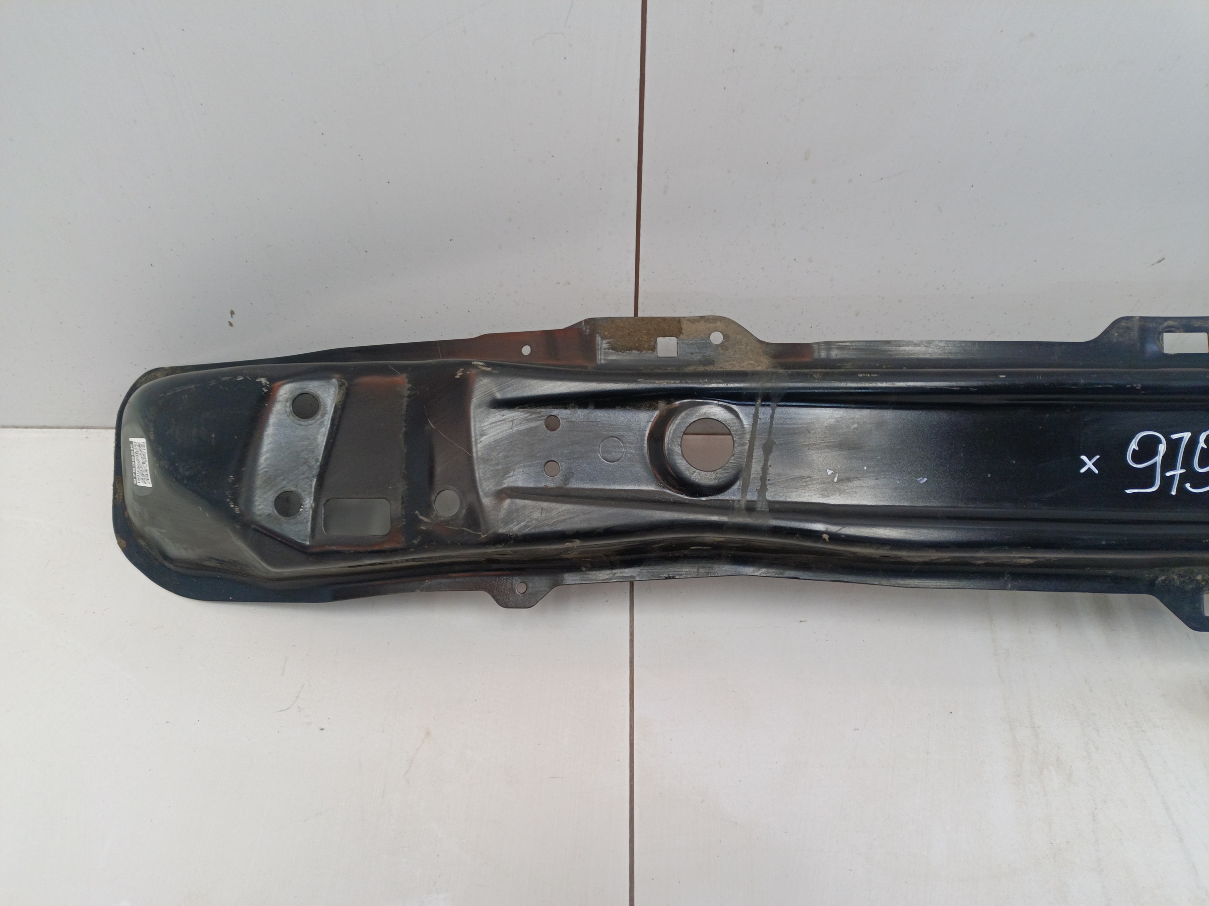 Усилитель переднего бампера Renault Arkana