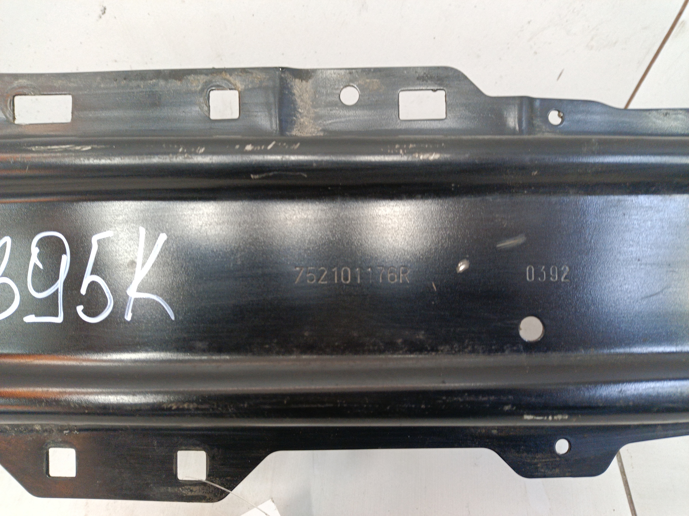 Усилитель переднего бампера Renault Arkana