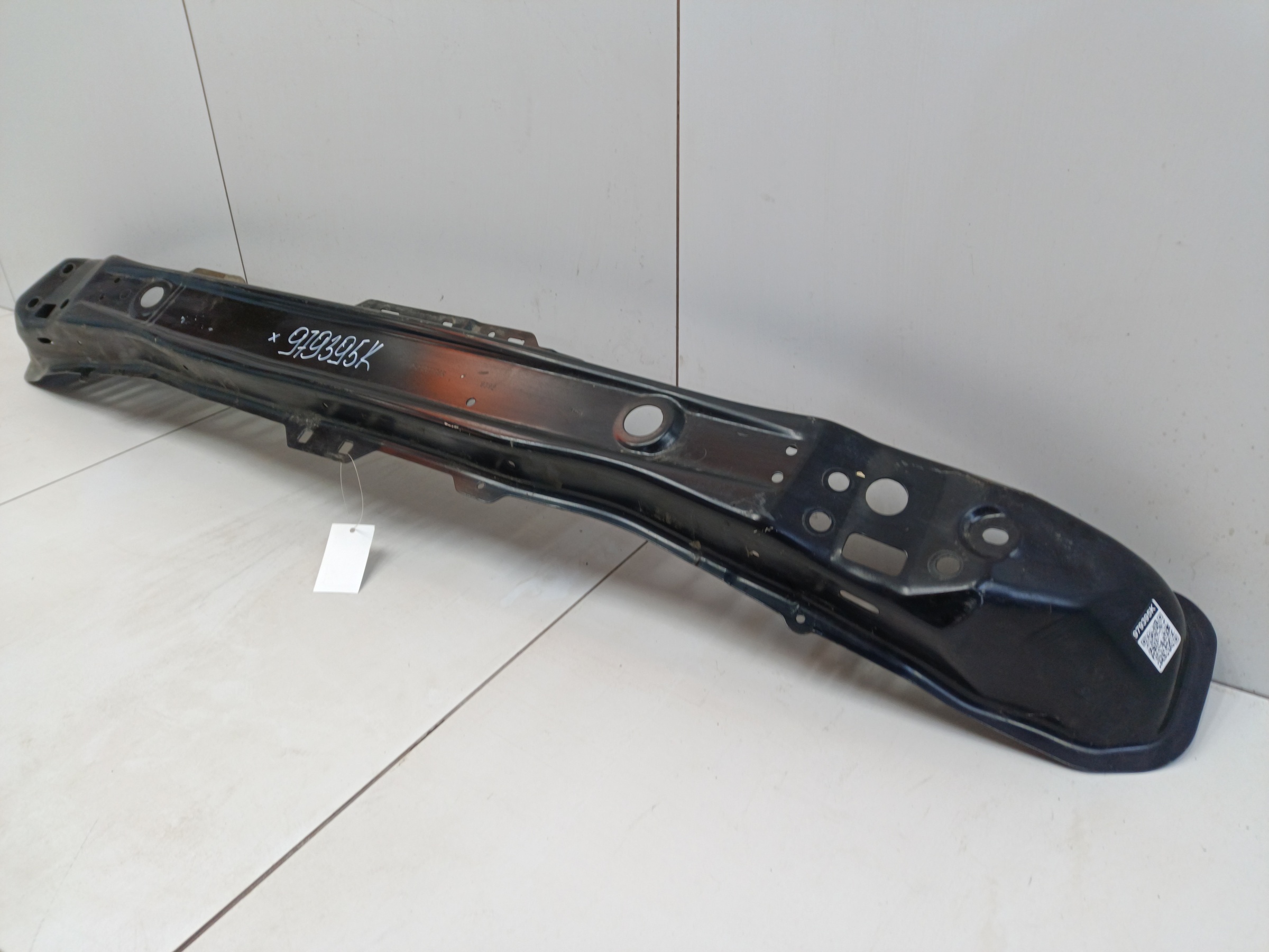 Усилитель переднего бампера Renault Arkana