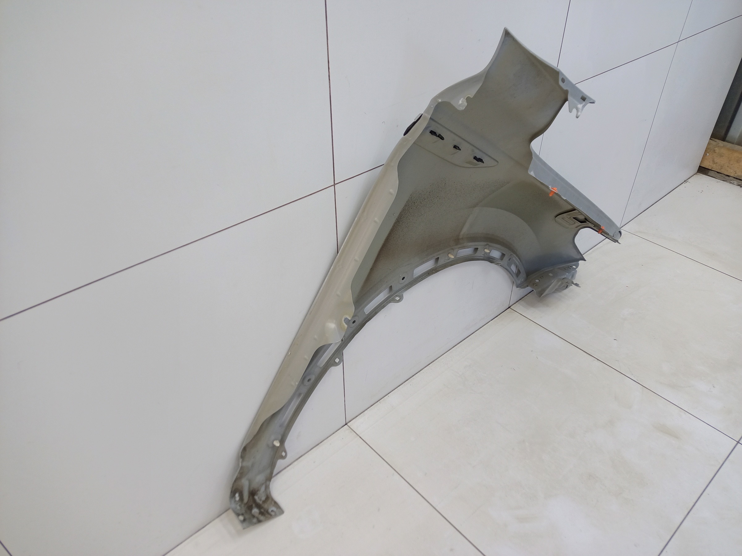 Крыло переднее левое Exeed RX