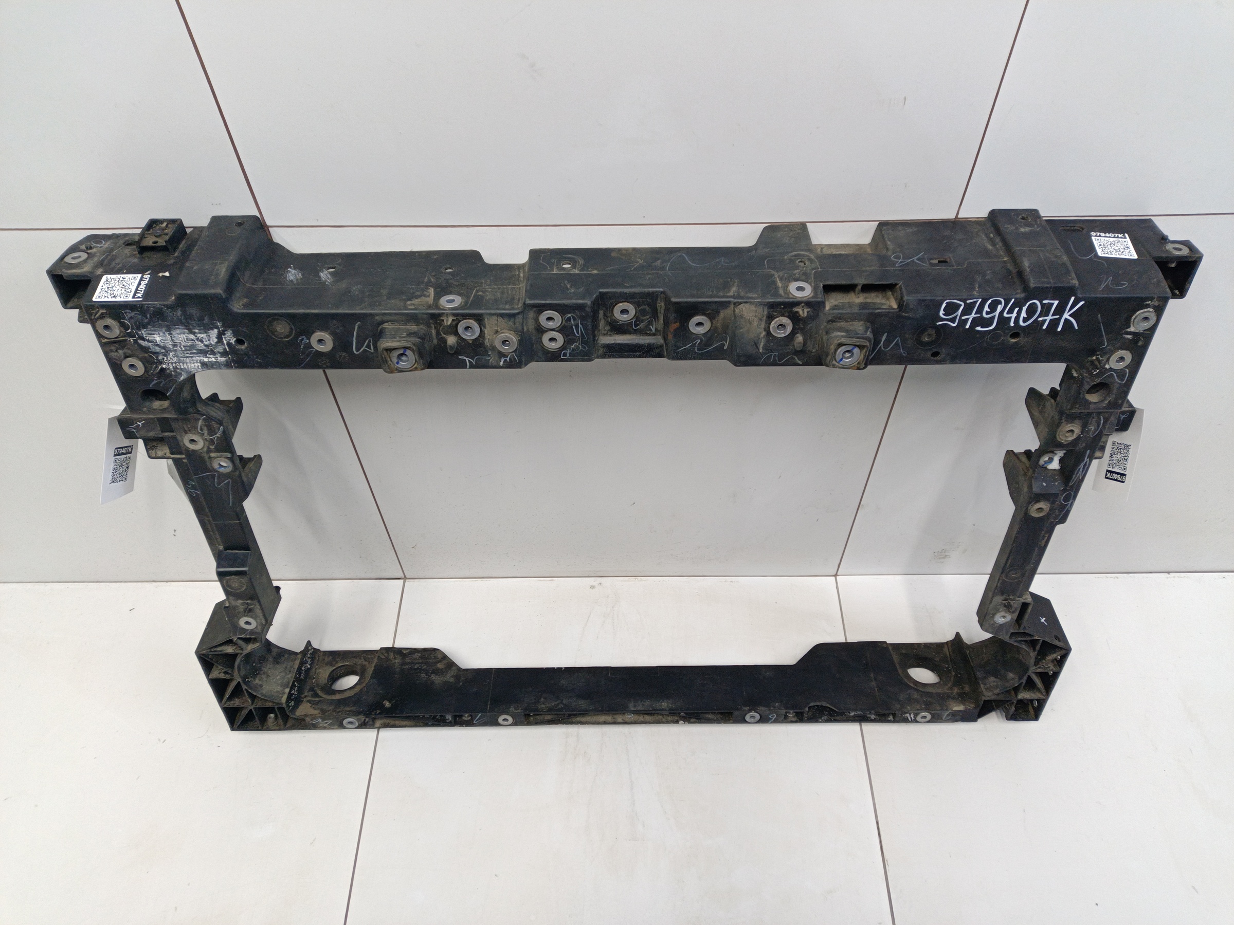 Панель передняя Geely Coolray