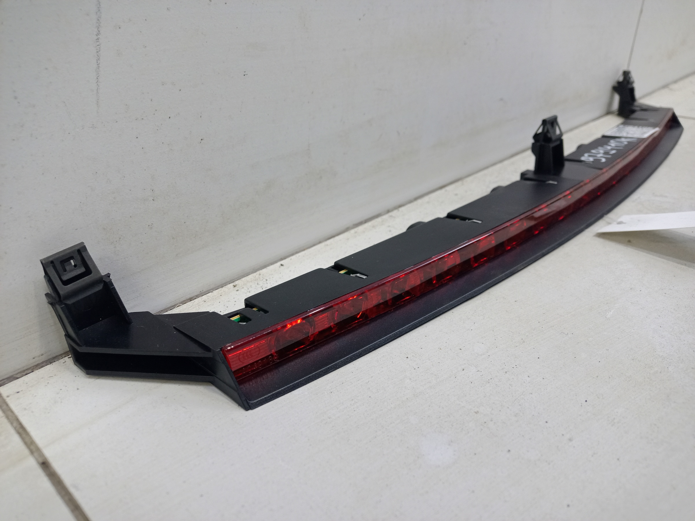 Фонарь стоп сигнала дополнительный Mercedes Benz GLK-Klasse X204