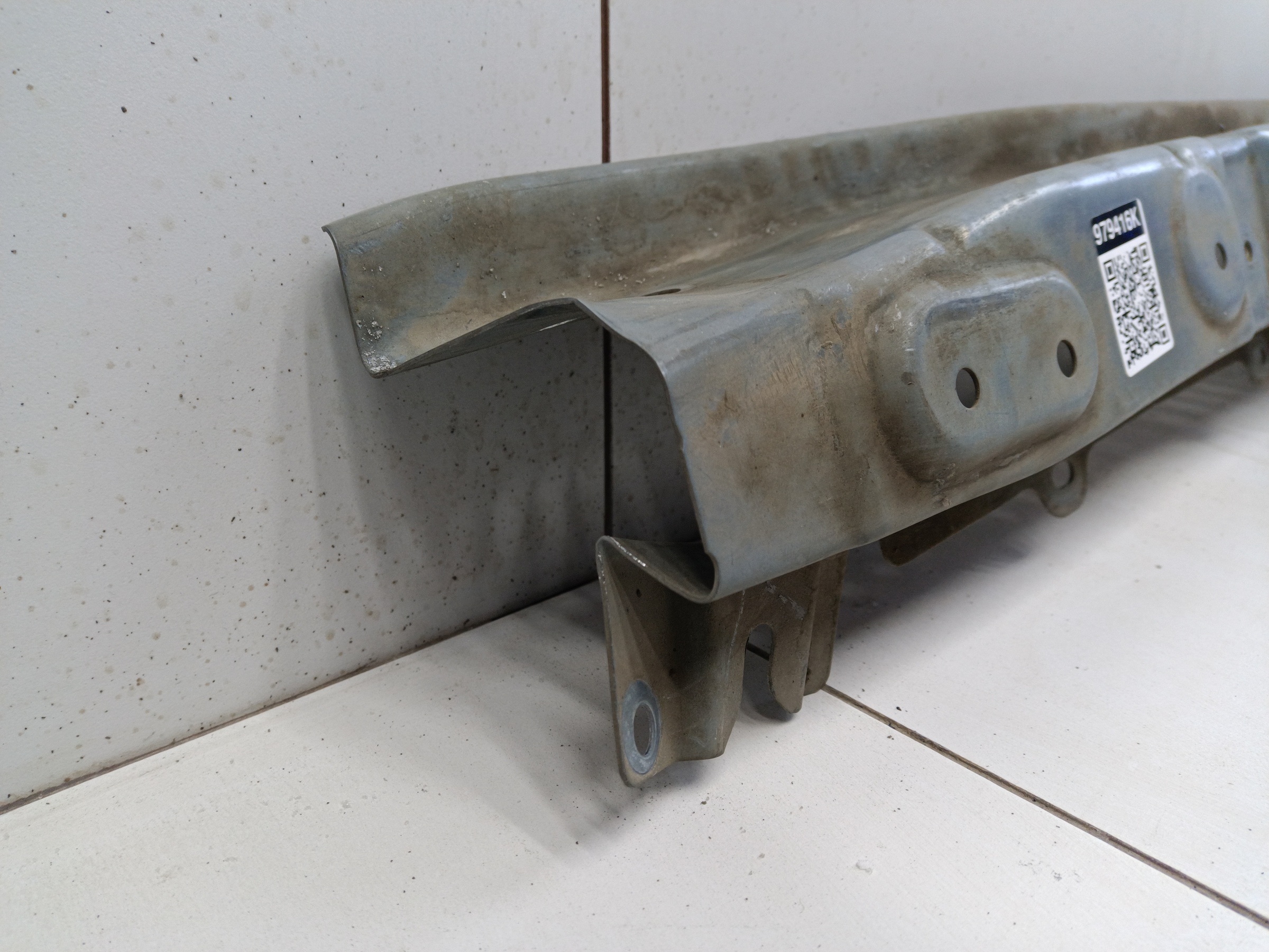 Усилитель переднего бампера верхний Mitsubishi Outlander 3