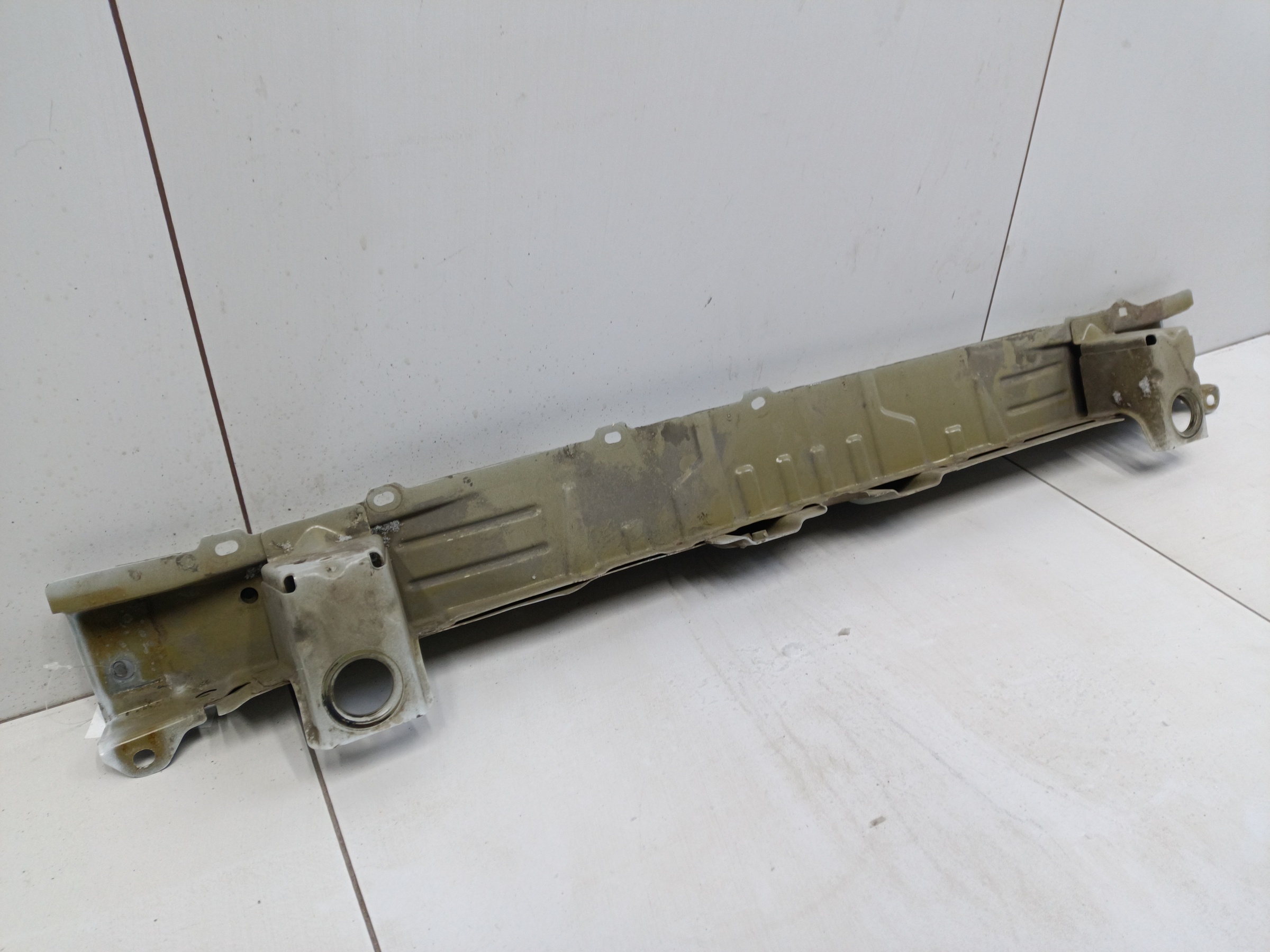 Панель передняя верхняя часть Mitsubishi Outlander 3