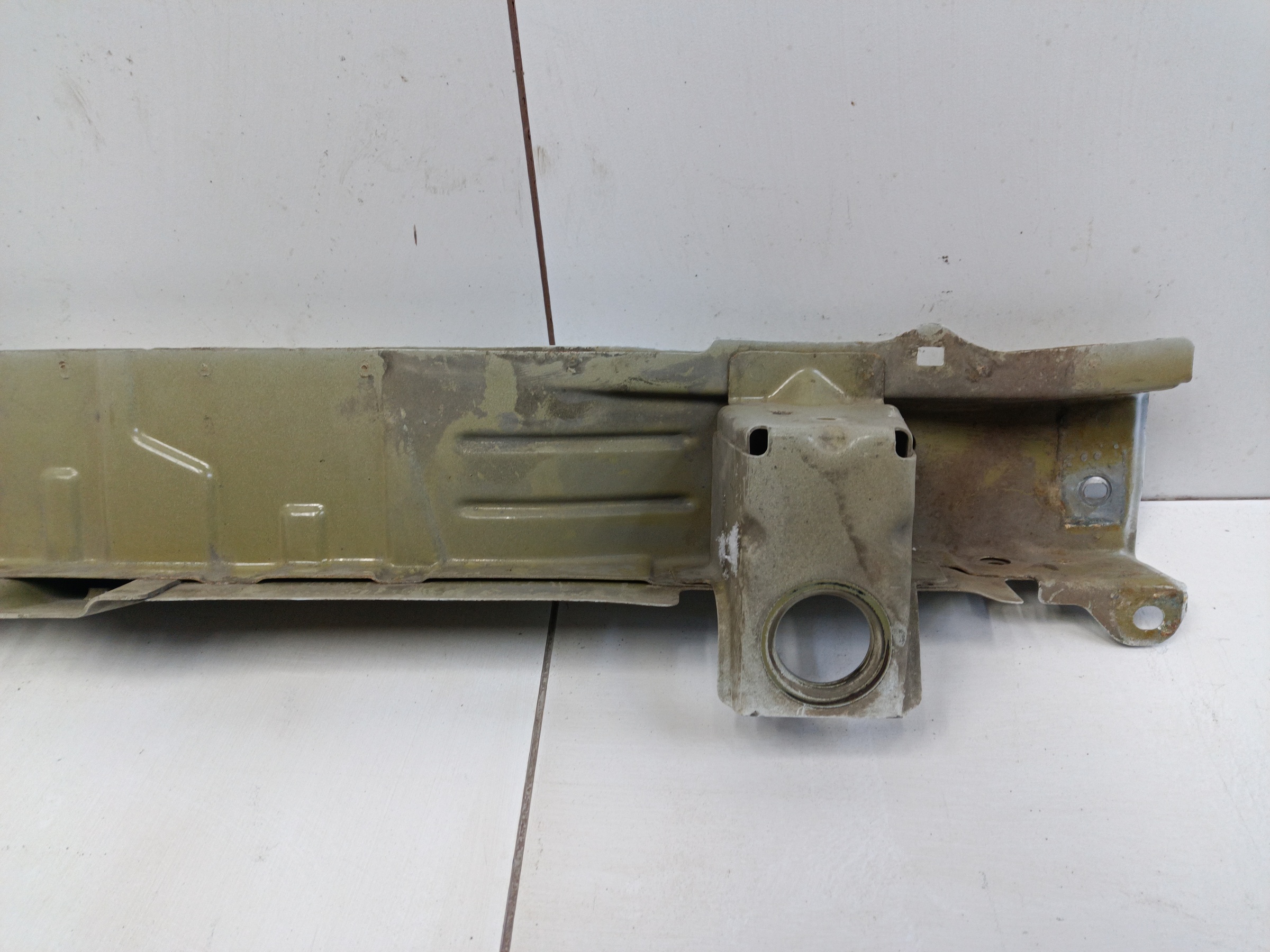 Панель передняя верхняя часть Mitsubishi Outlander 3