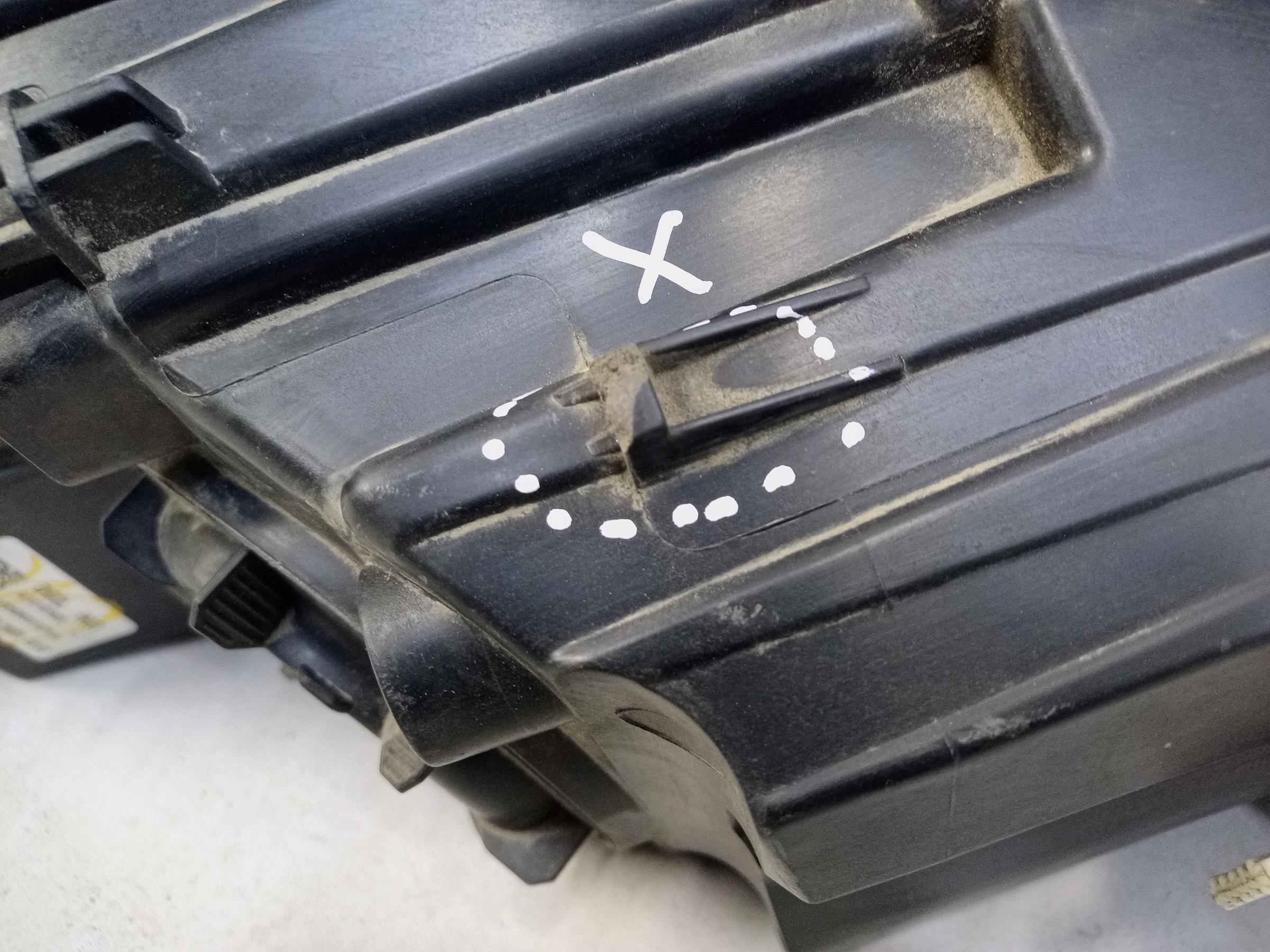 Фара передняя левая Hyundai Tucson 3 Restail галоген с ДХО