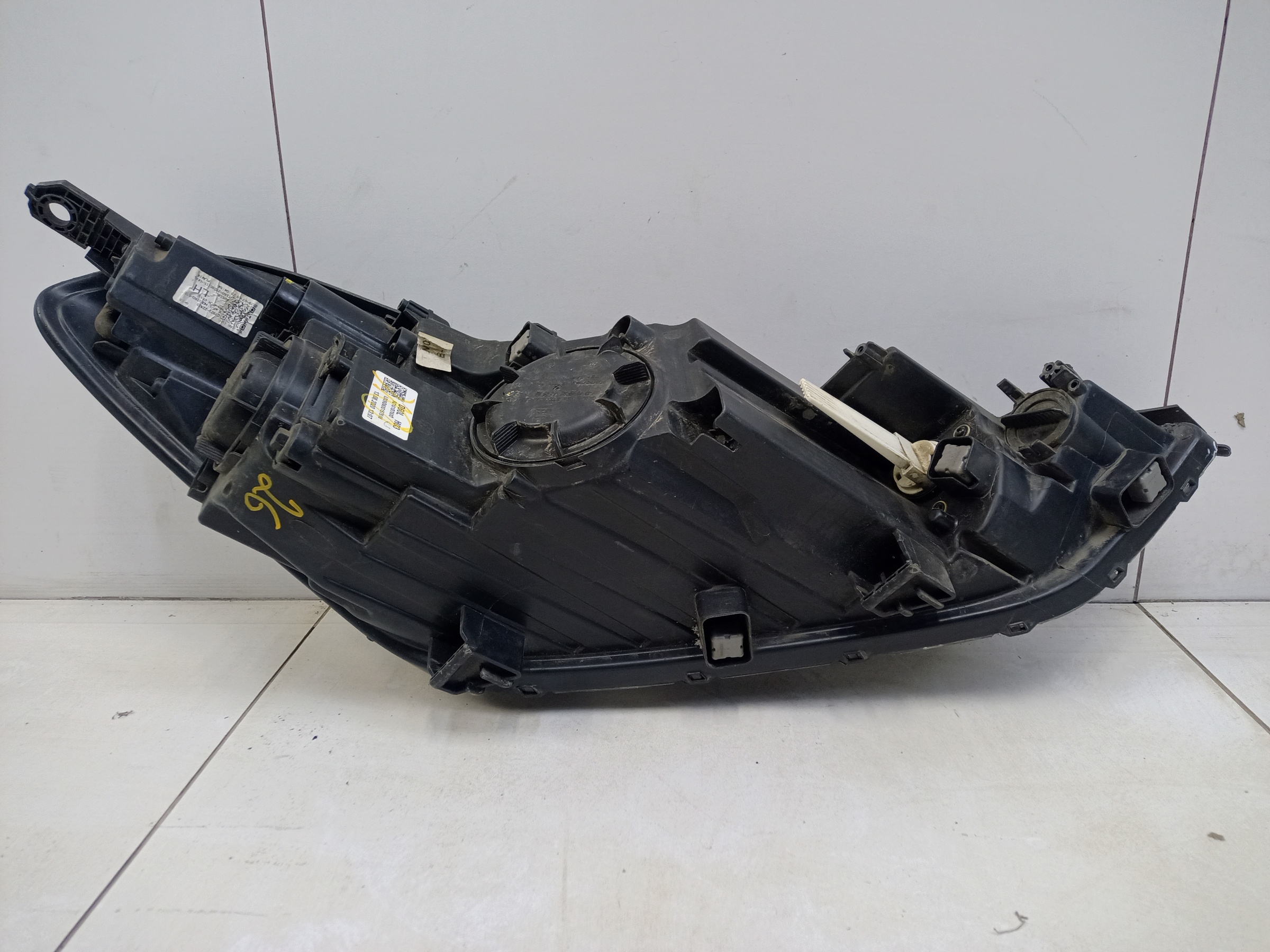 Фара передняя левая Hyundai Tucson 3 Restail галоген с ДХО