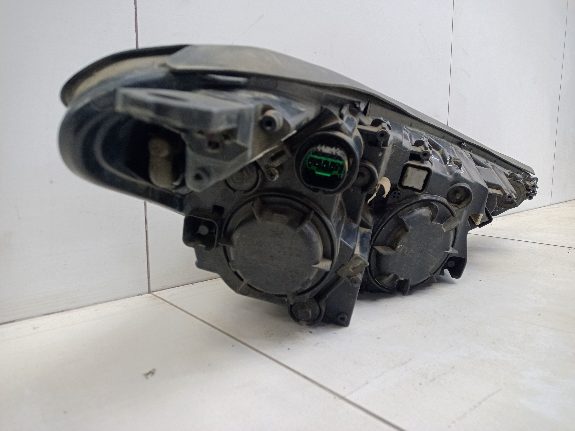 Фара передняя левая Hyundai Tucson 3 Restail галоген с ДХО