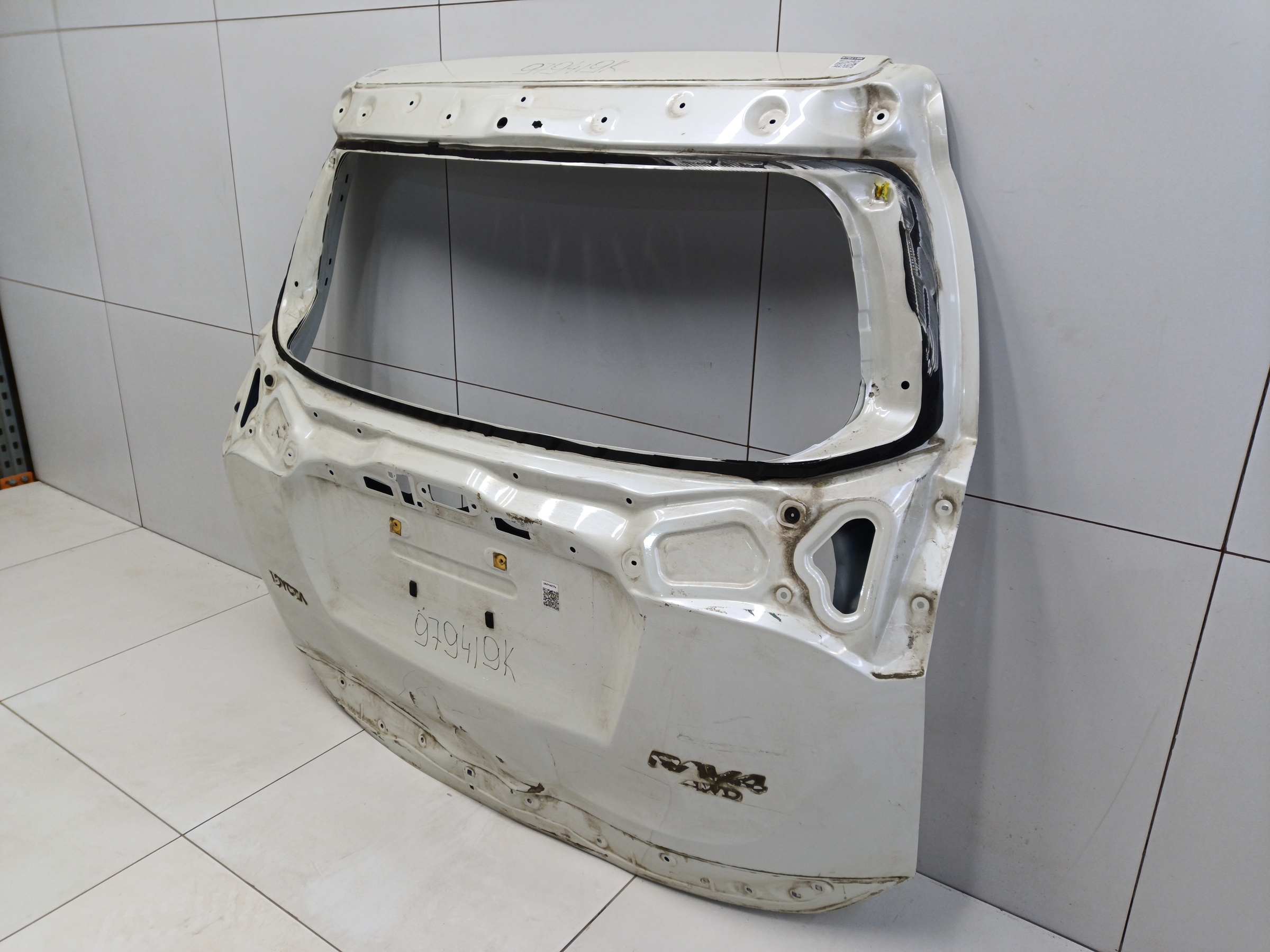 Крышка багажника Toyota RAV4 CA40 Restail