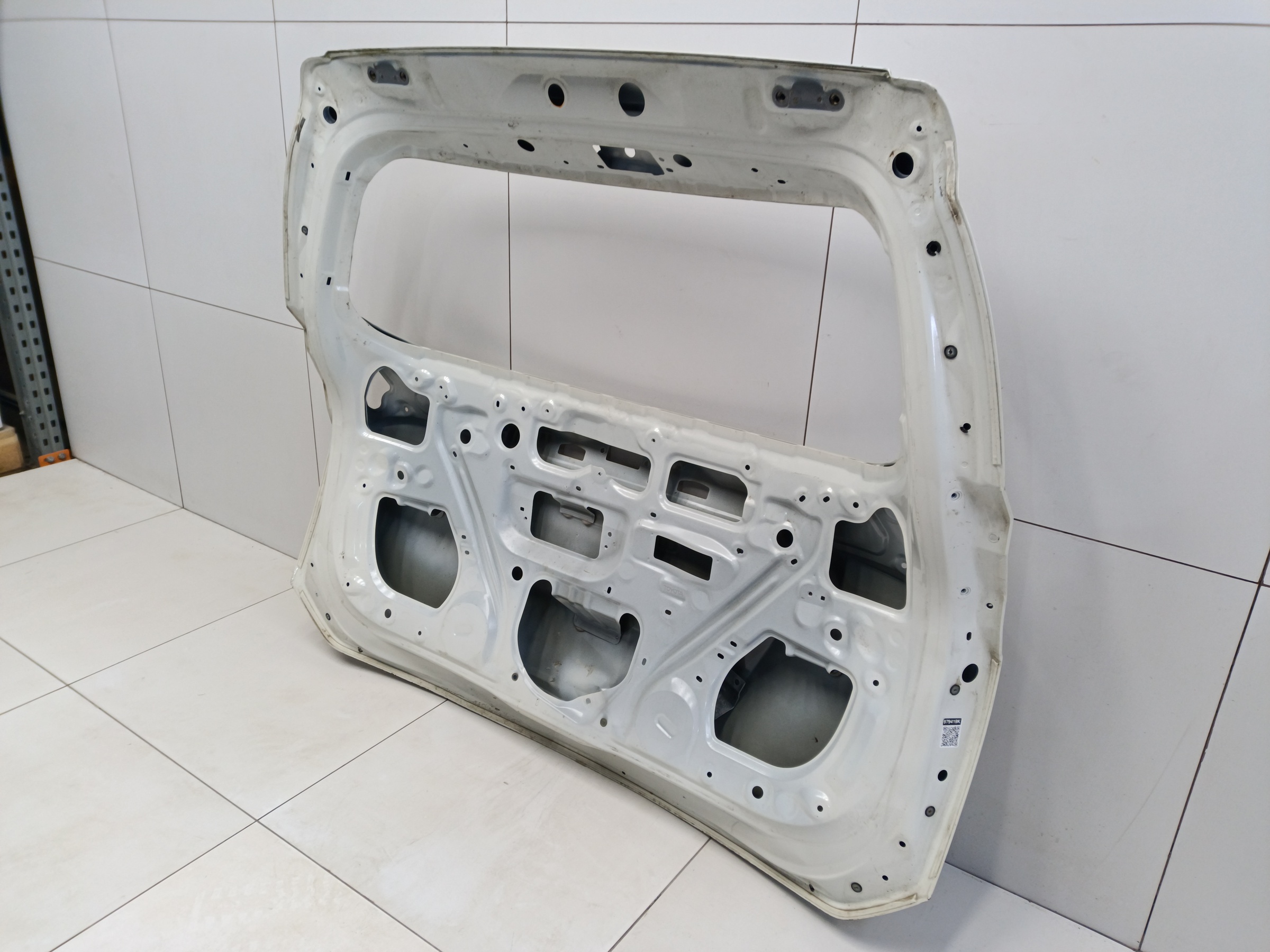 Крышка багажника Toyota RAV4 CA40 Restail