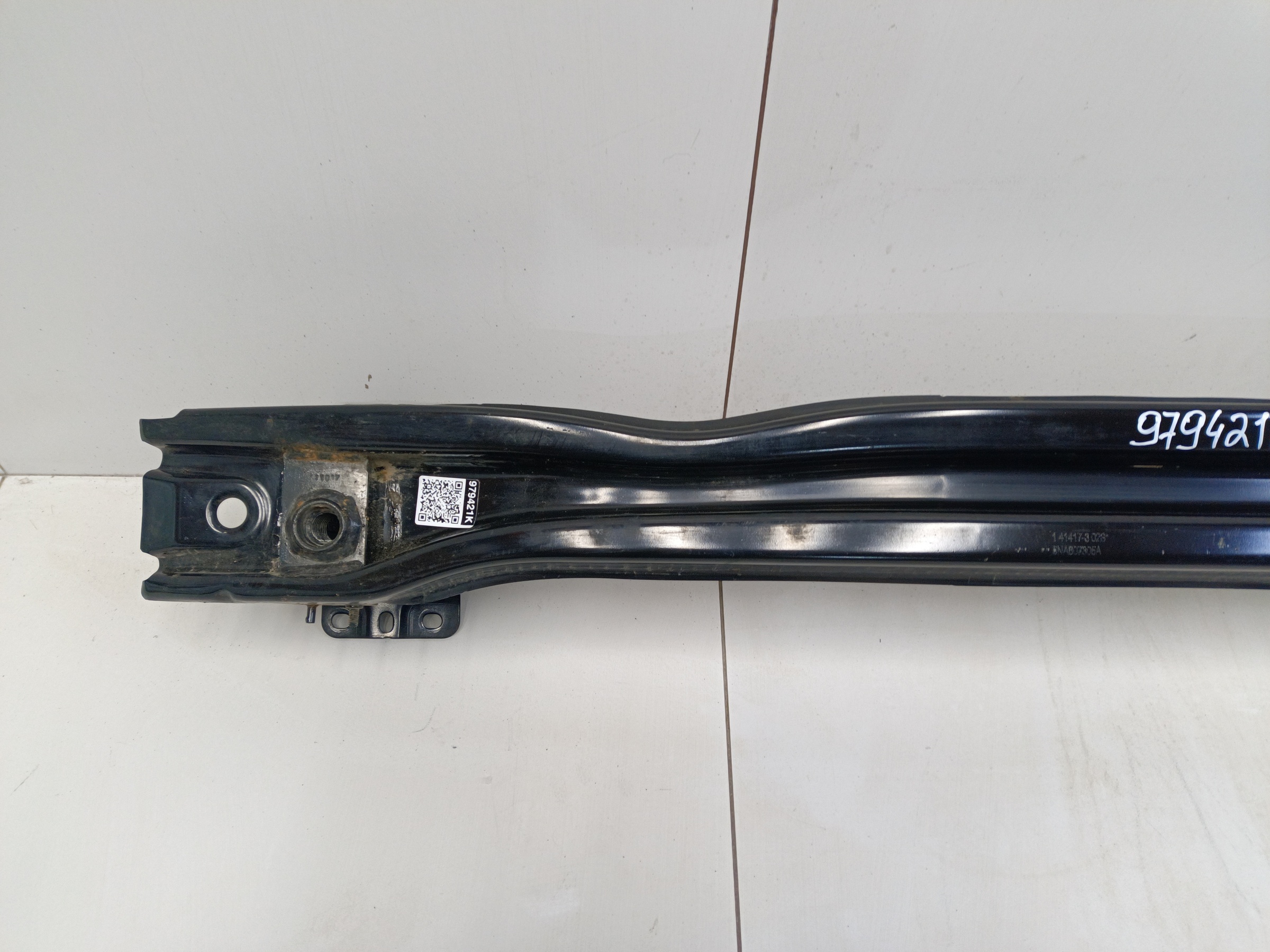 Усилитель заднего бампера Volkswagen Tiguan 2