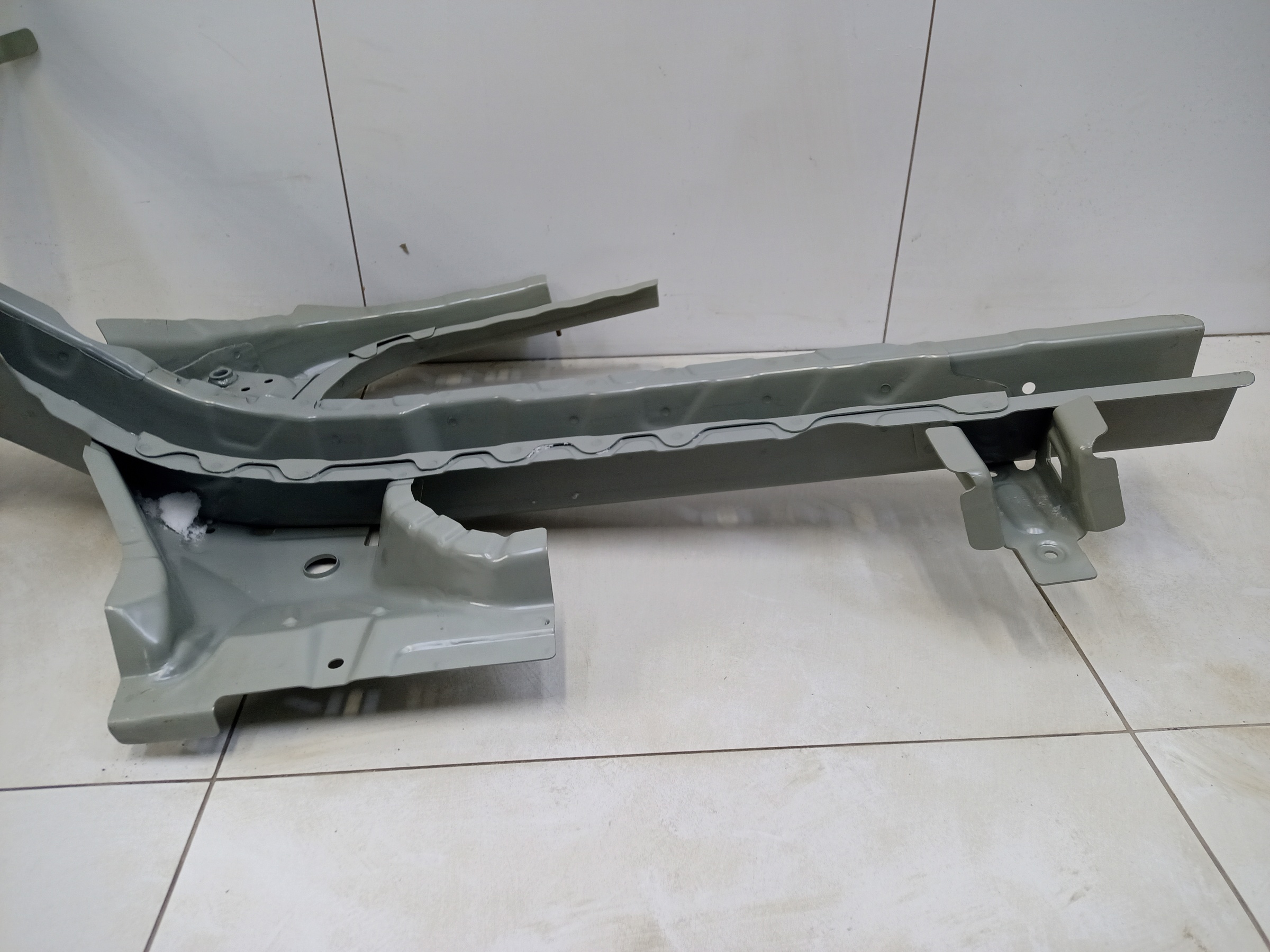 Лонжерон передний левый Geely Atlas Pro