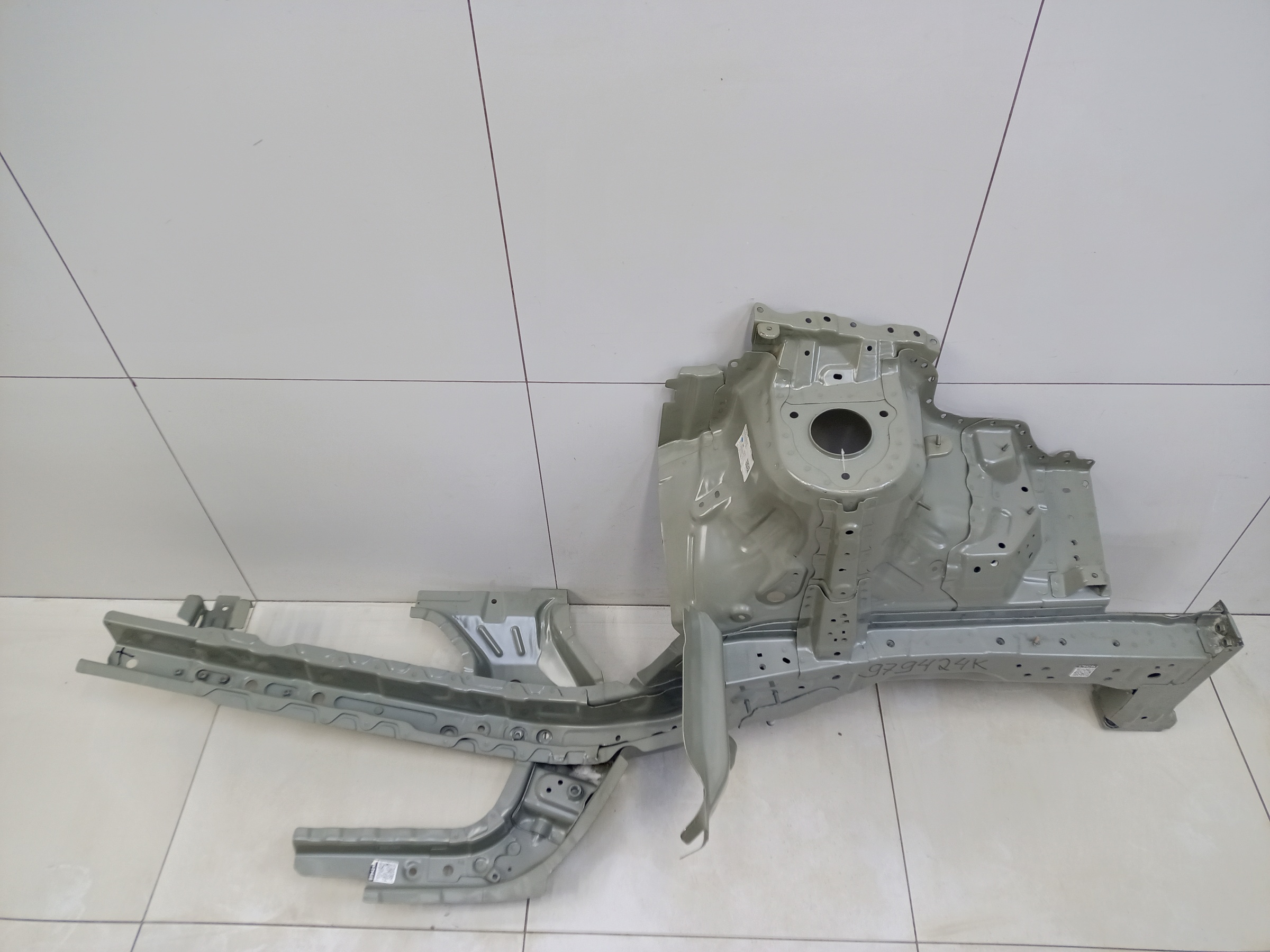 Лонжерон передний левый Geely Atlas Pro