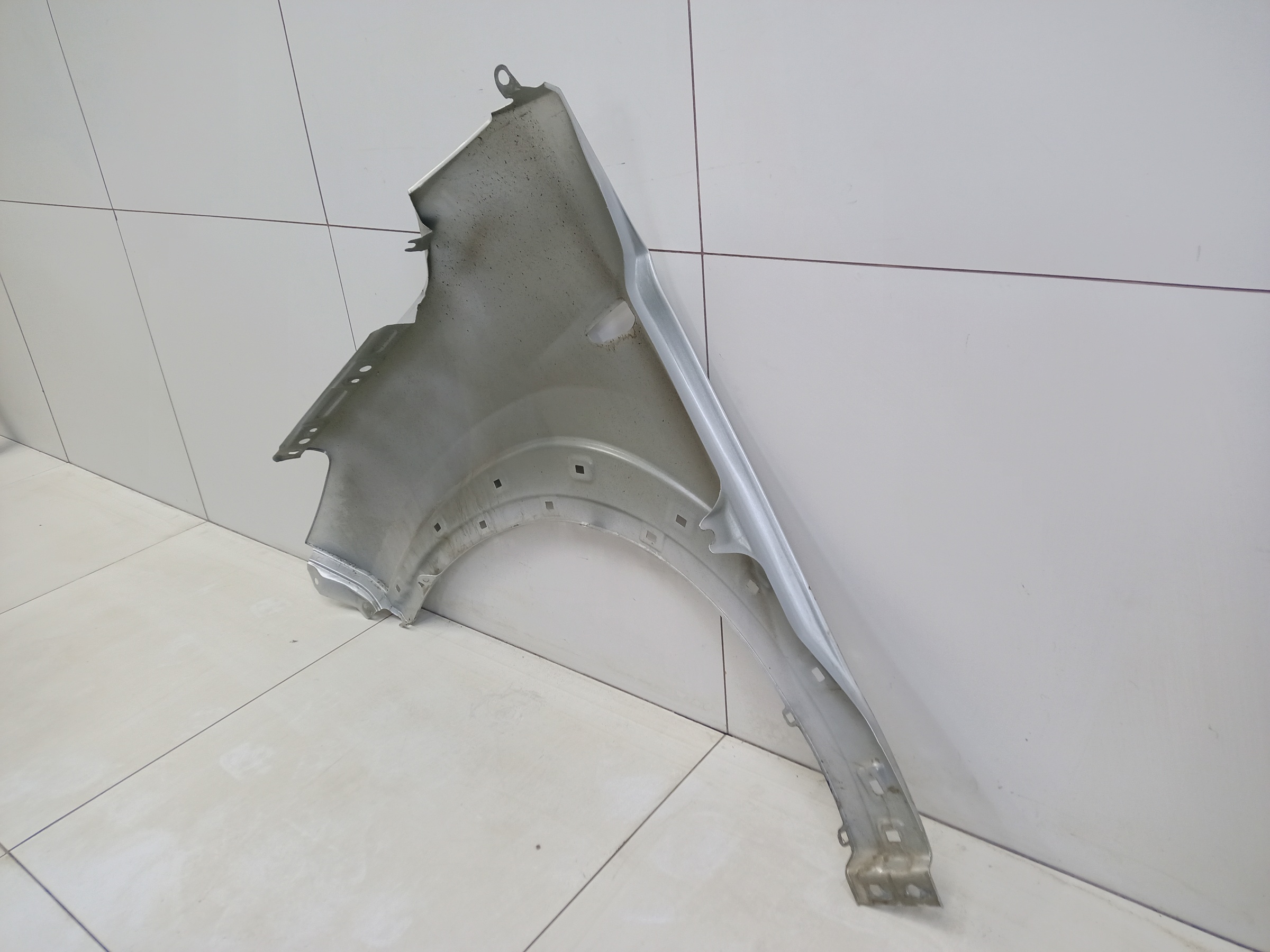 Крыло переднее правое Hyundai Tucson 3 под повторитель