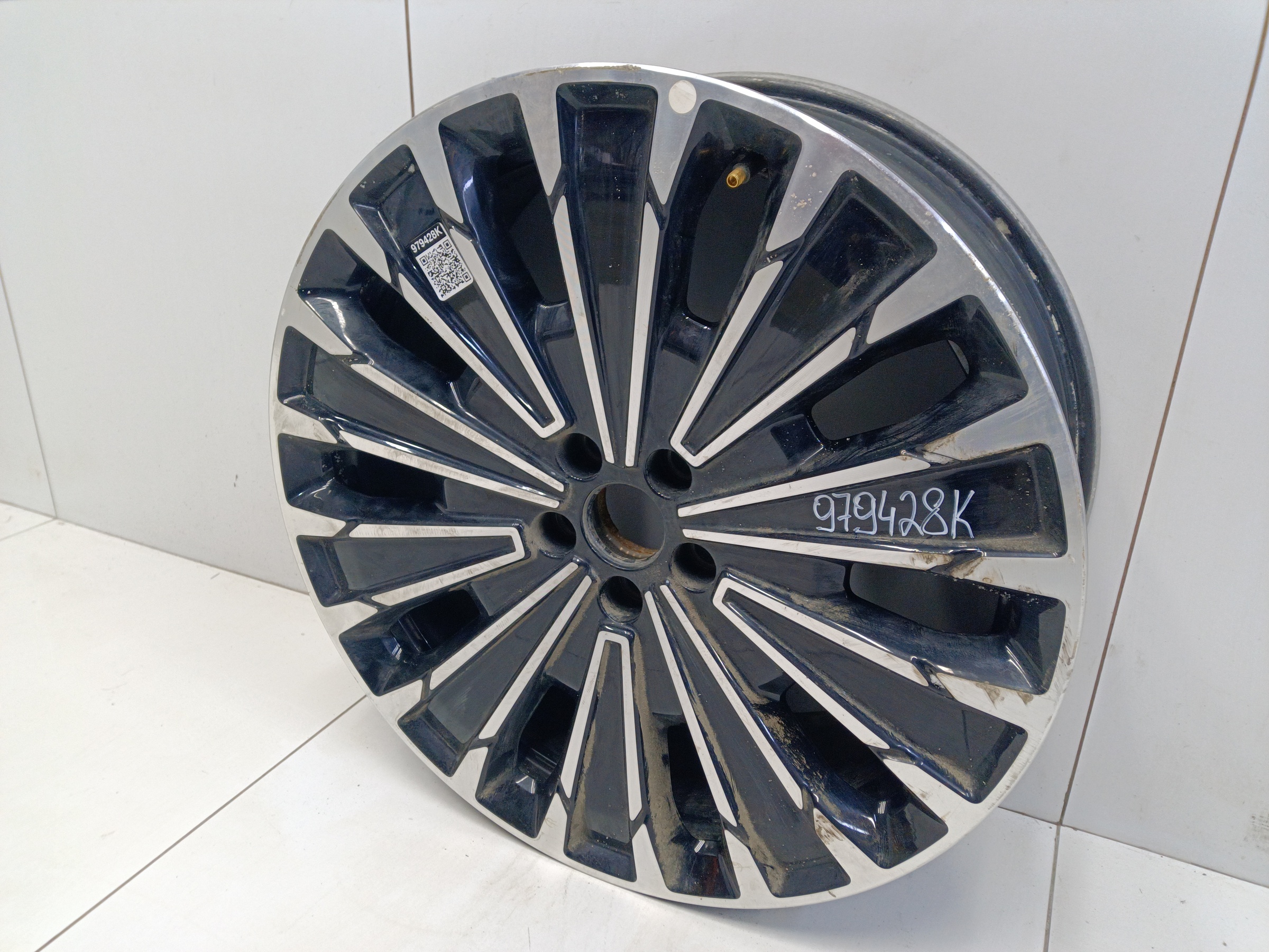 Диск колеса литой Exeed VX R20