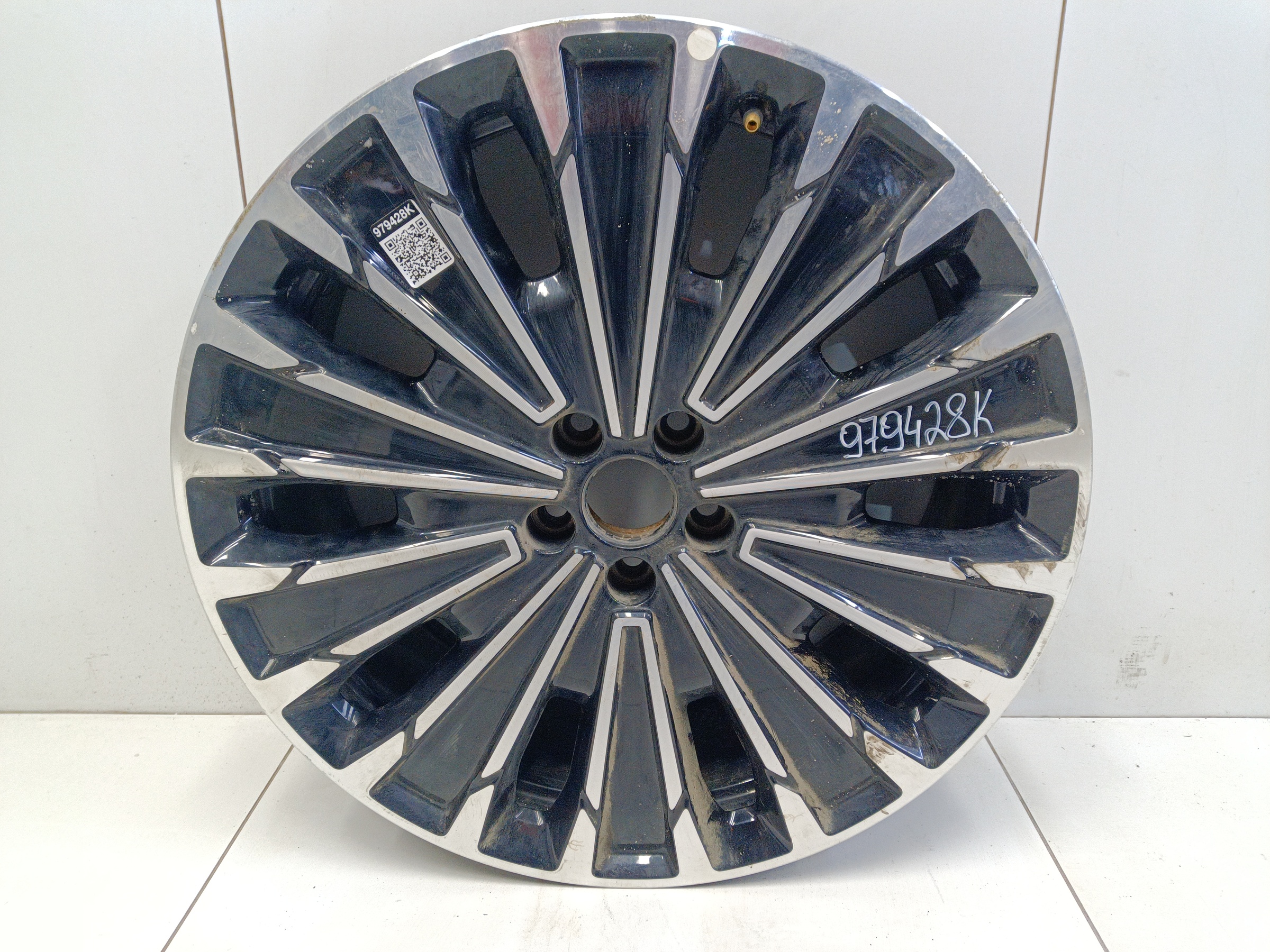 Диск колеса литой Exeed VX R20